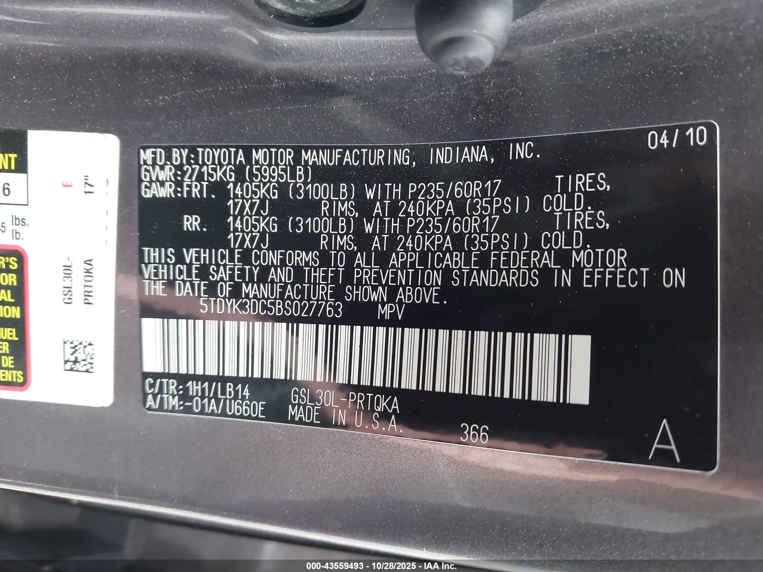 TOYOTA SIENNA image 9