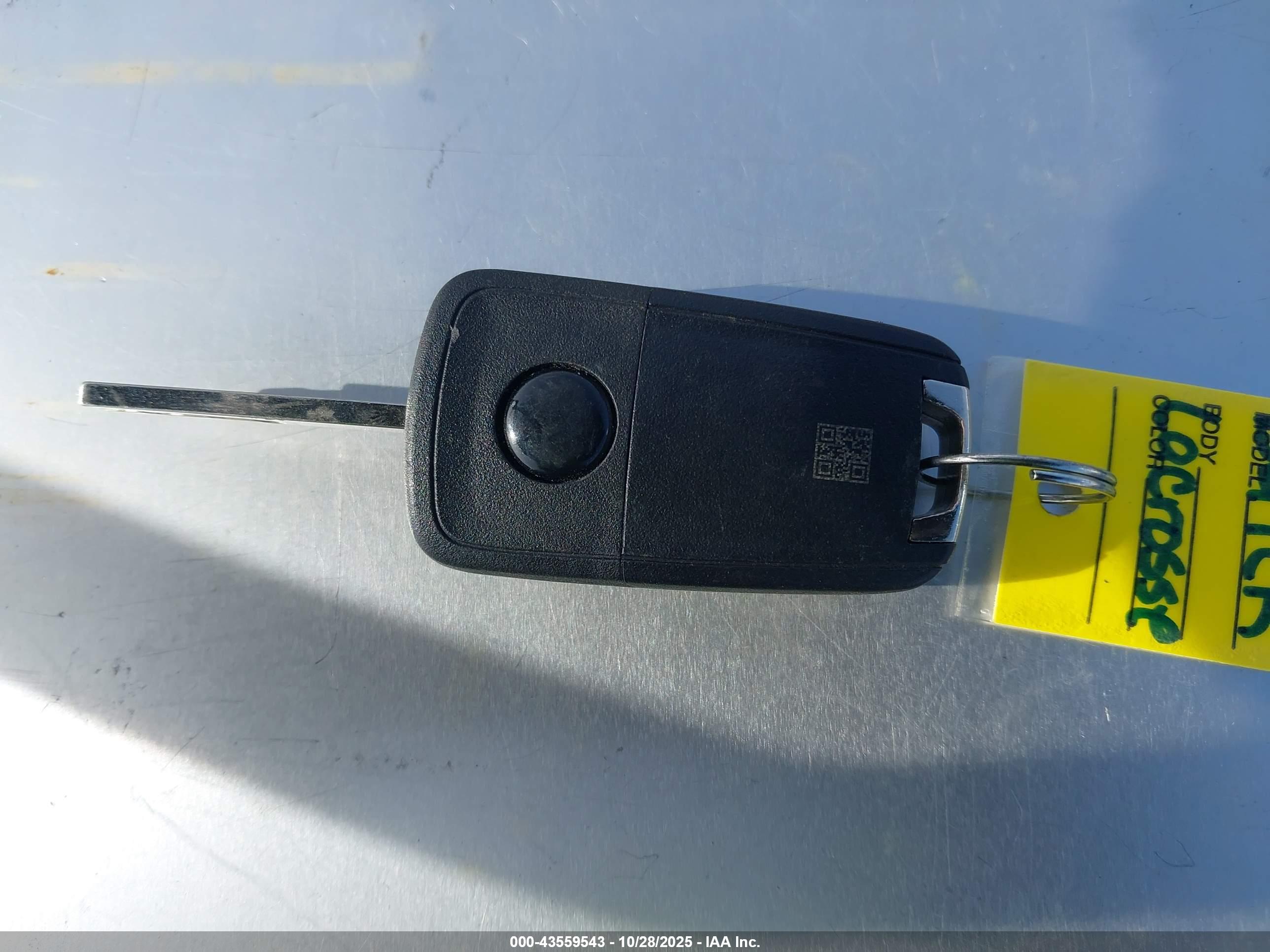 BUICK LACROSSE image 11