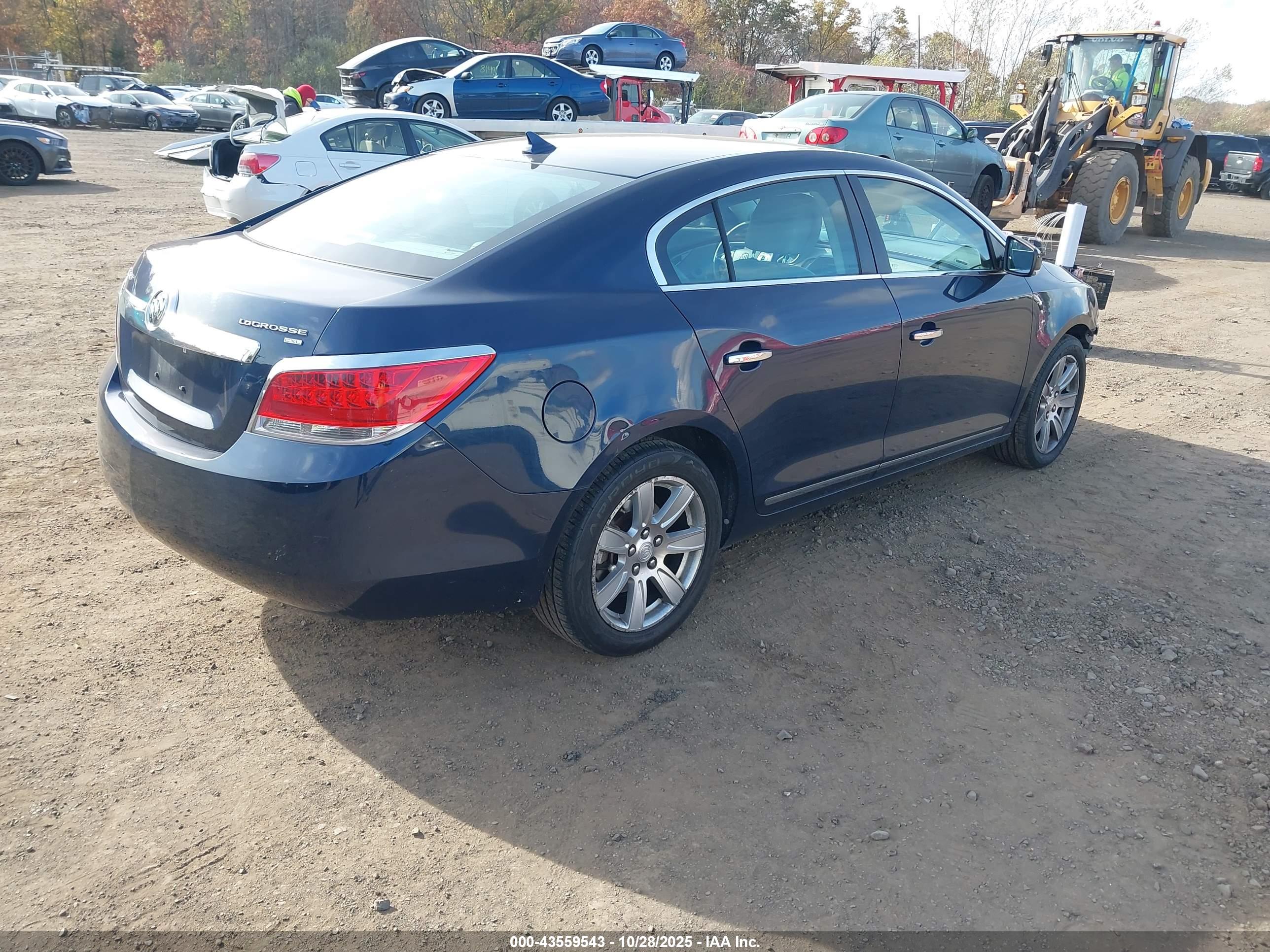 BUICK LACROSSE image 4