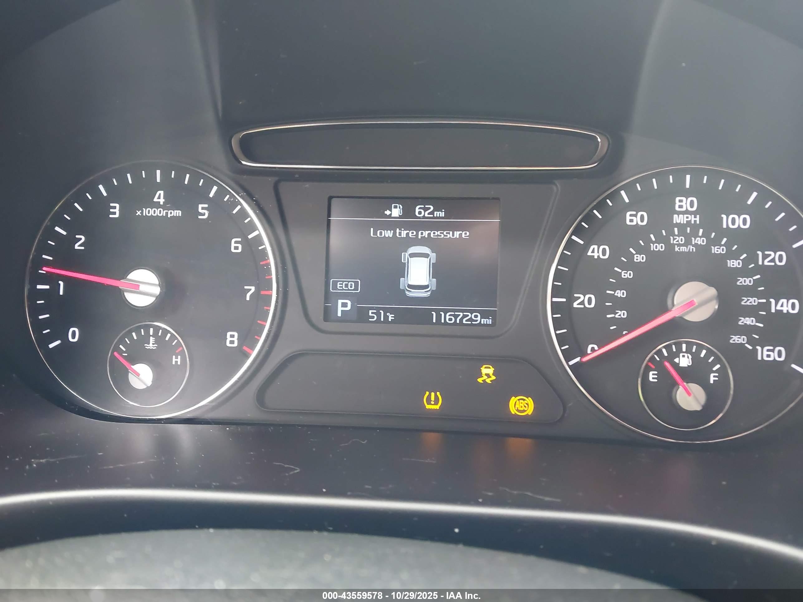KIA SORENTO image 7