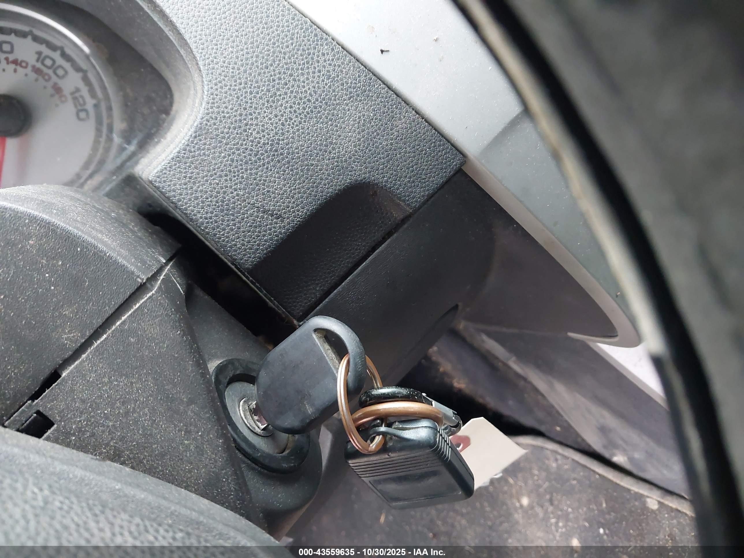FORD FOCUS image 11