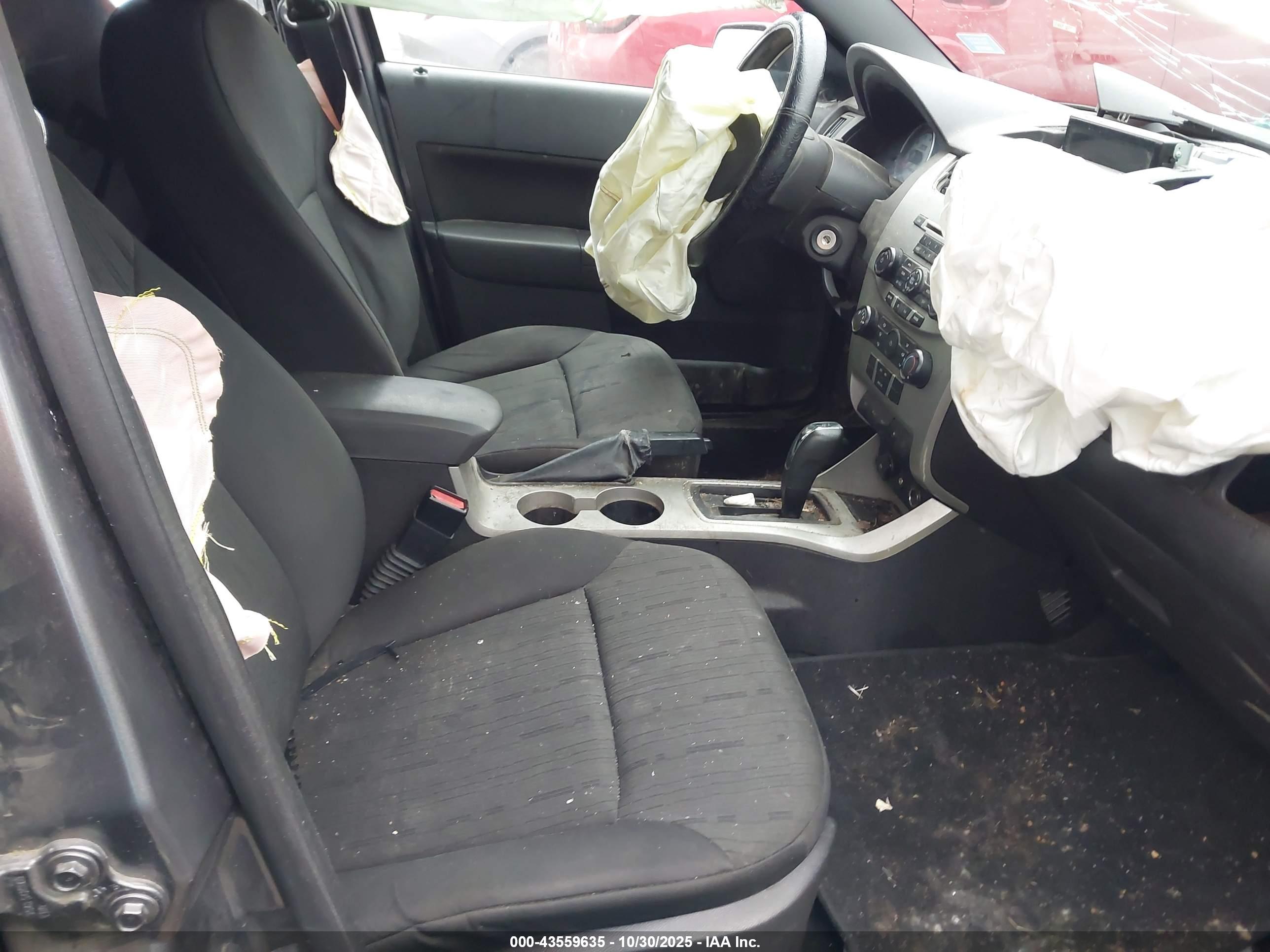 FORD FOCUS image 5