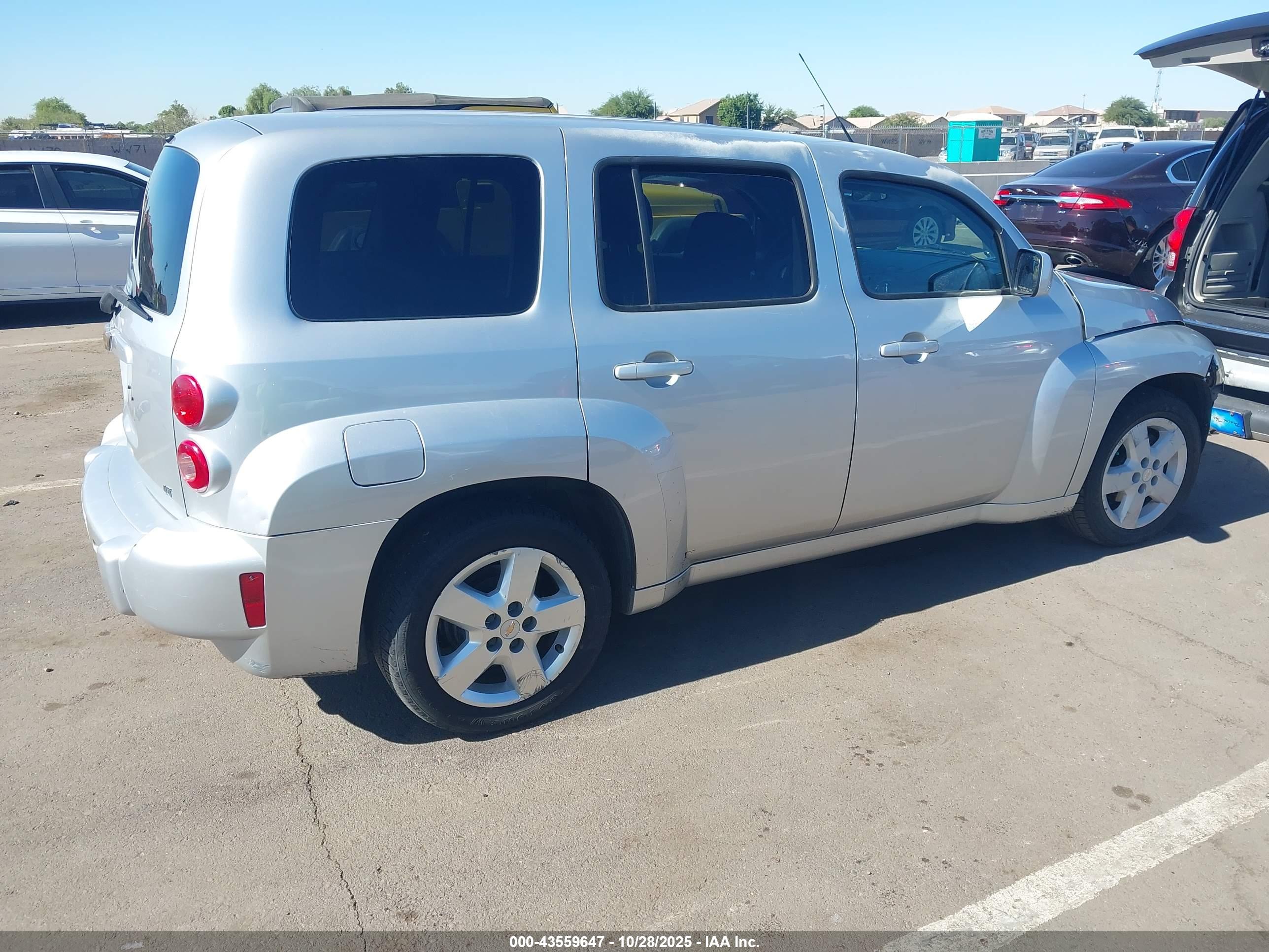 CHEVROLET HHR image 4