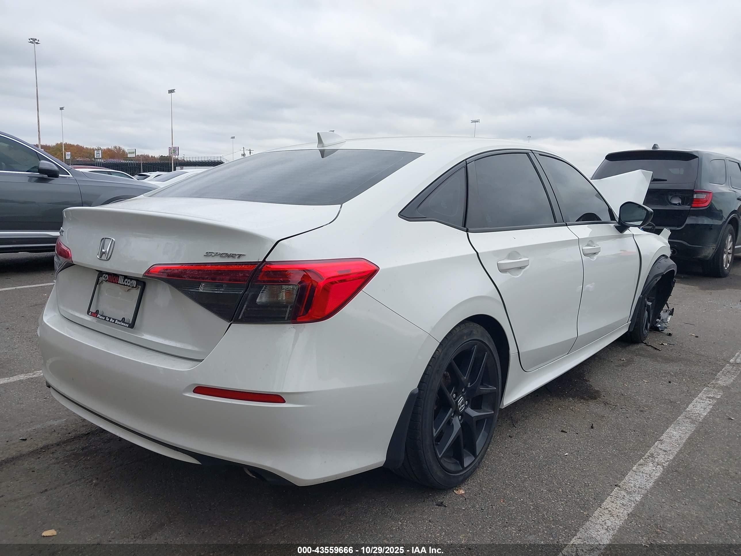 HONDA CIVIC image 4