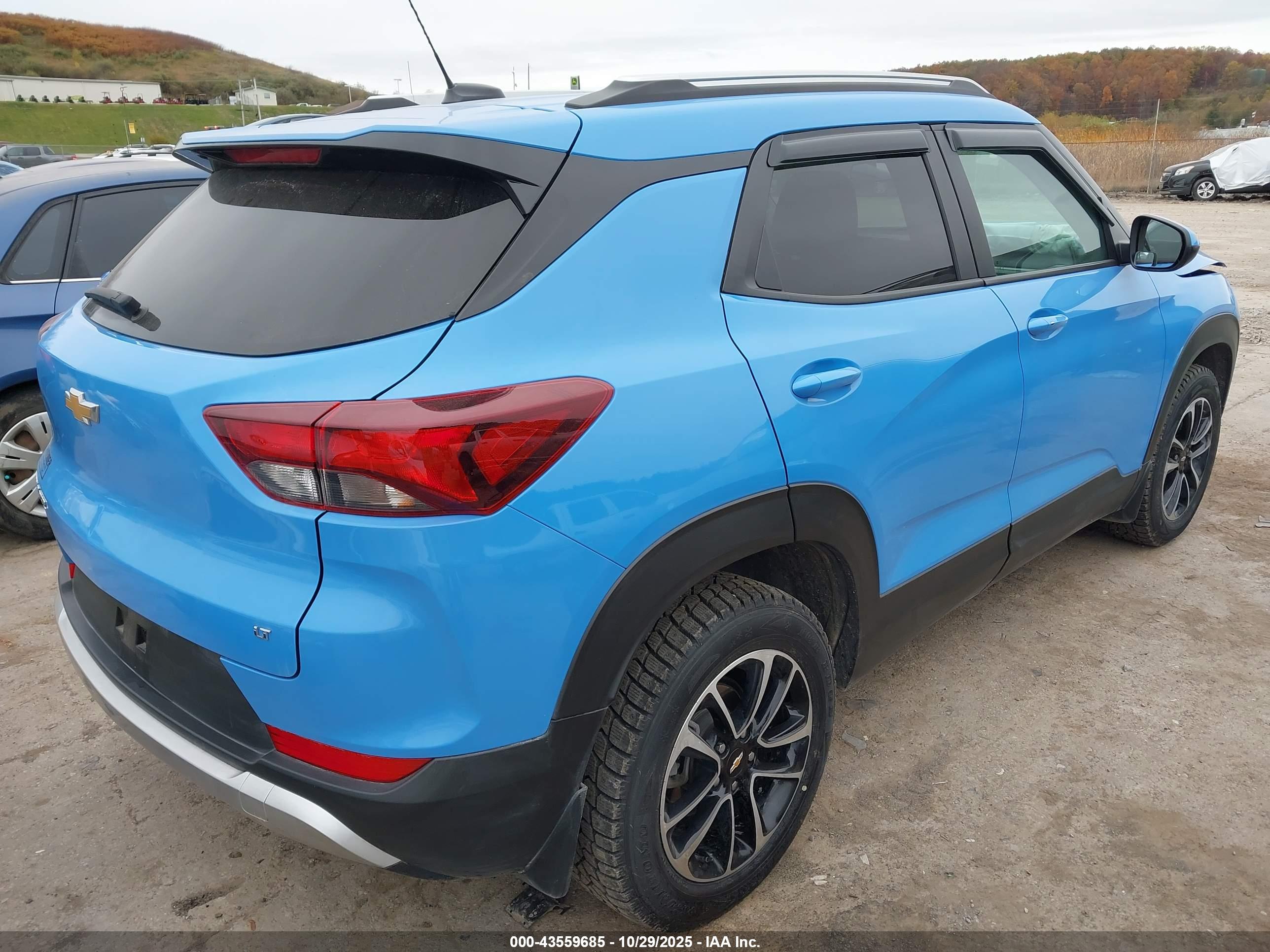 CHEVROLET TRAILBLAZER image 4