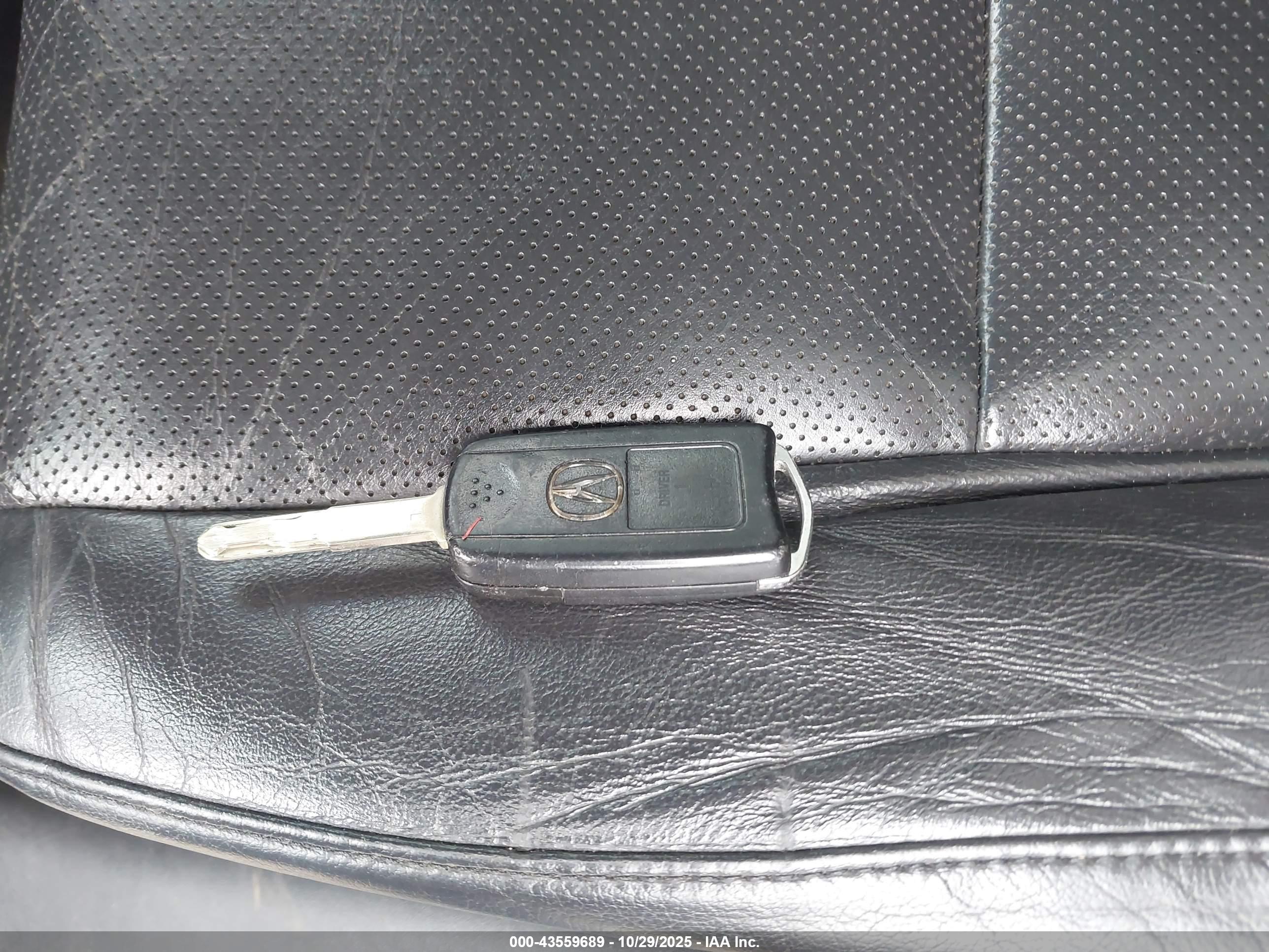 ACURA TSX image 11
