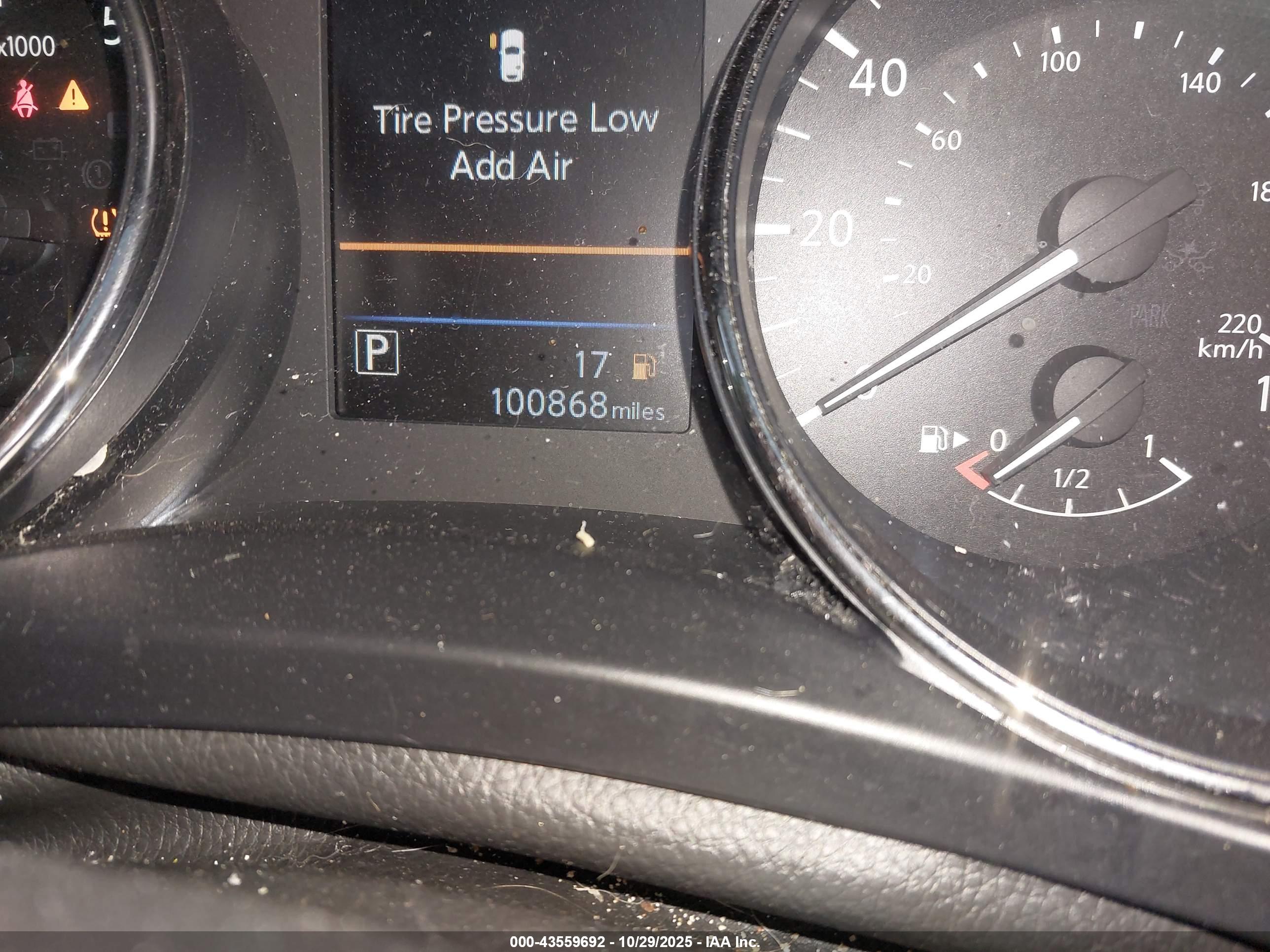 NISSAN ROGUE image 7