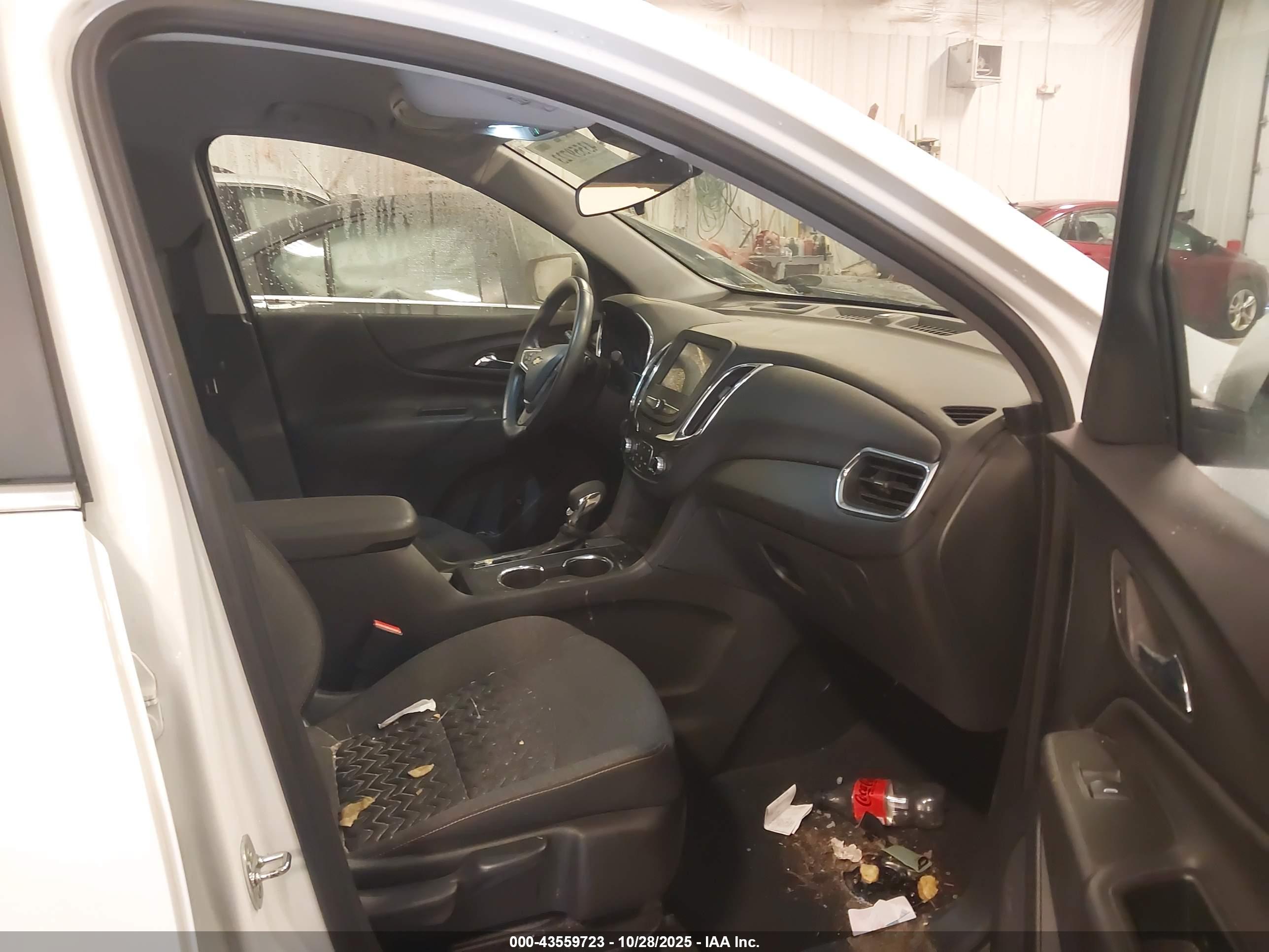 CHEVROLET EQUINOX image 5