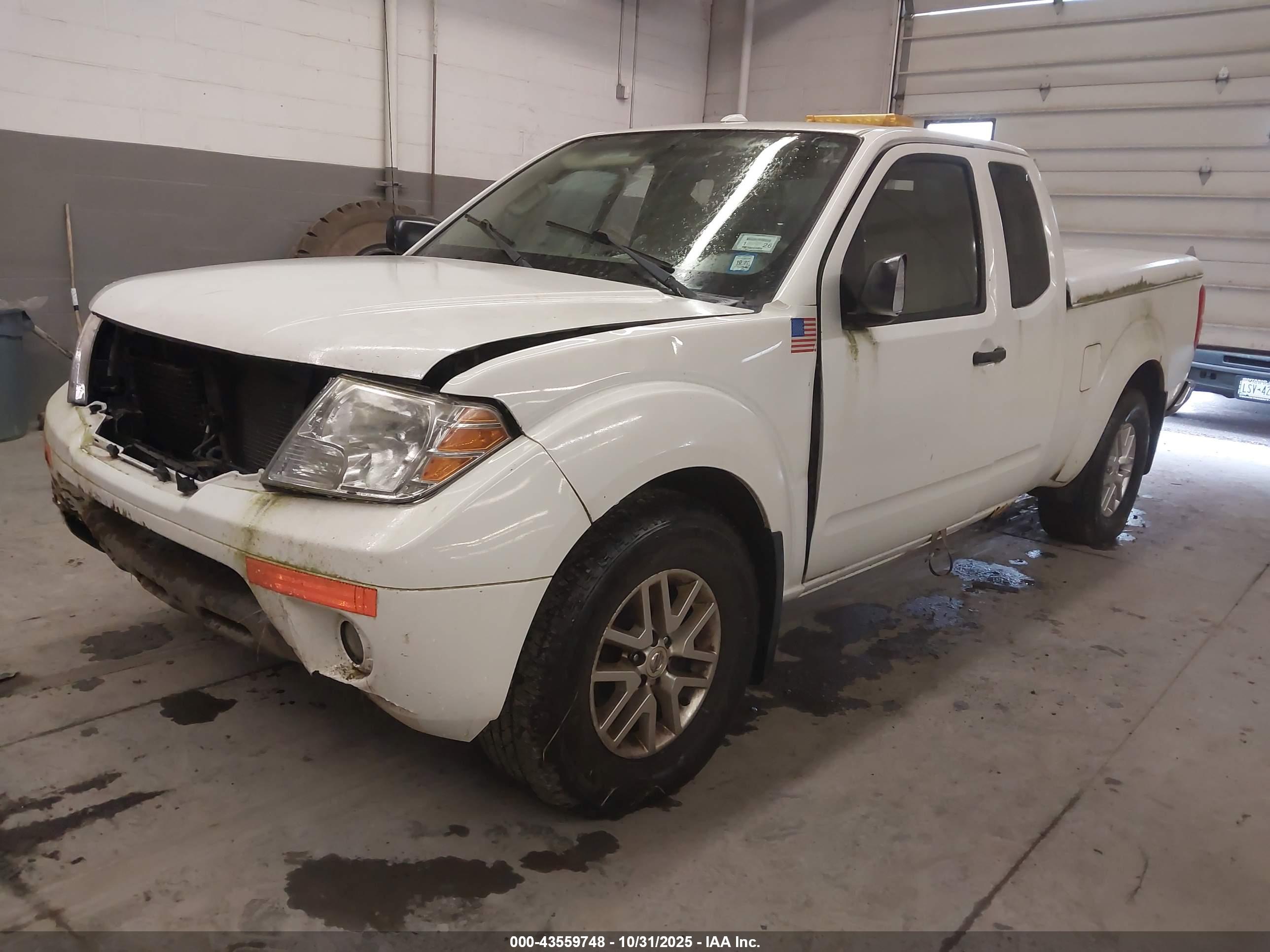 NISSAN FRONTIER image 2