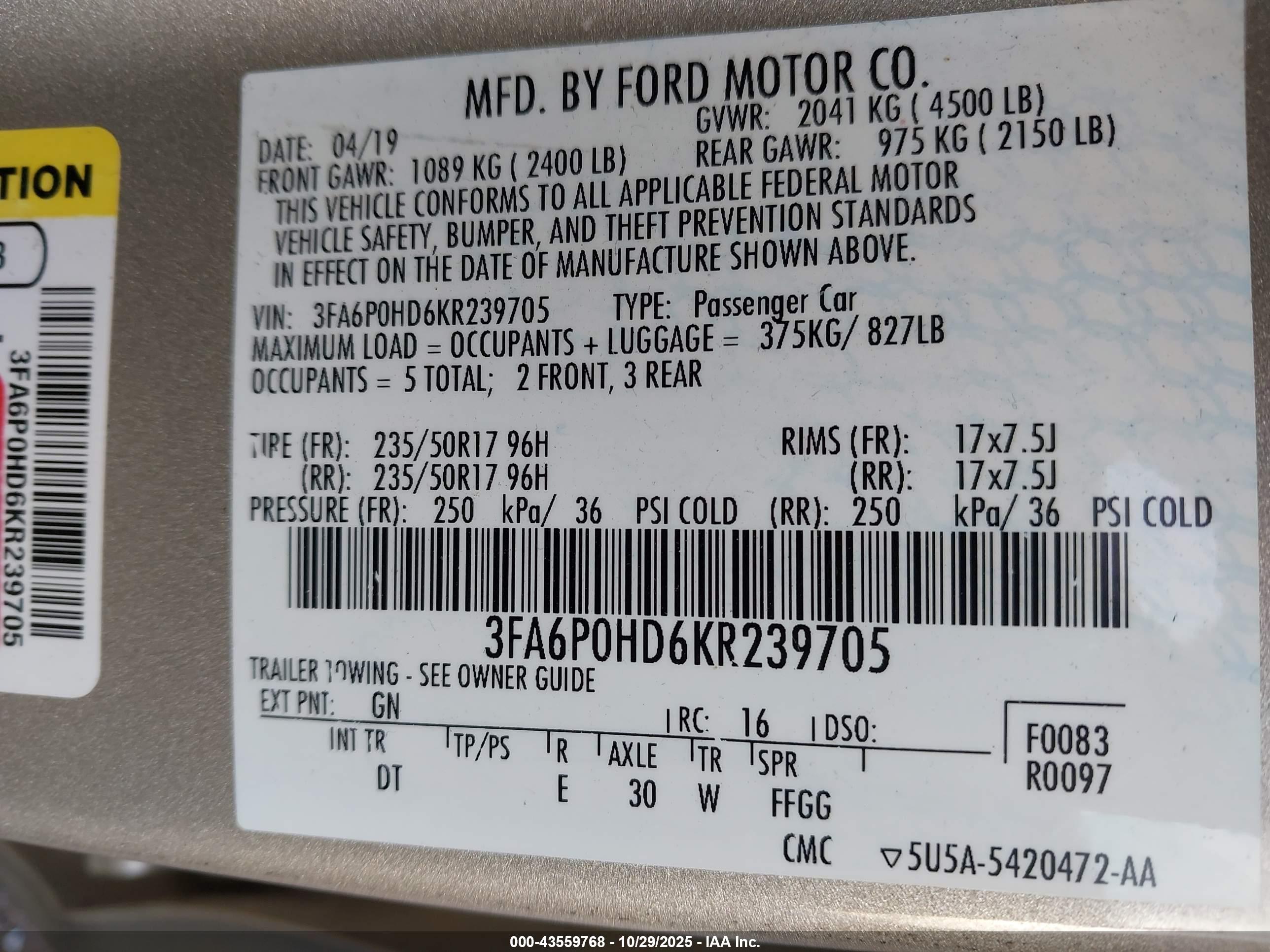 FORD FUSION image 9