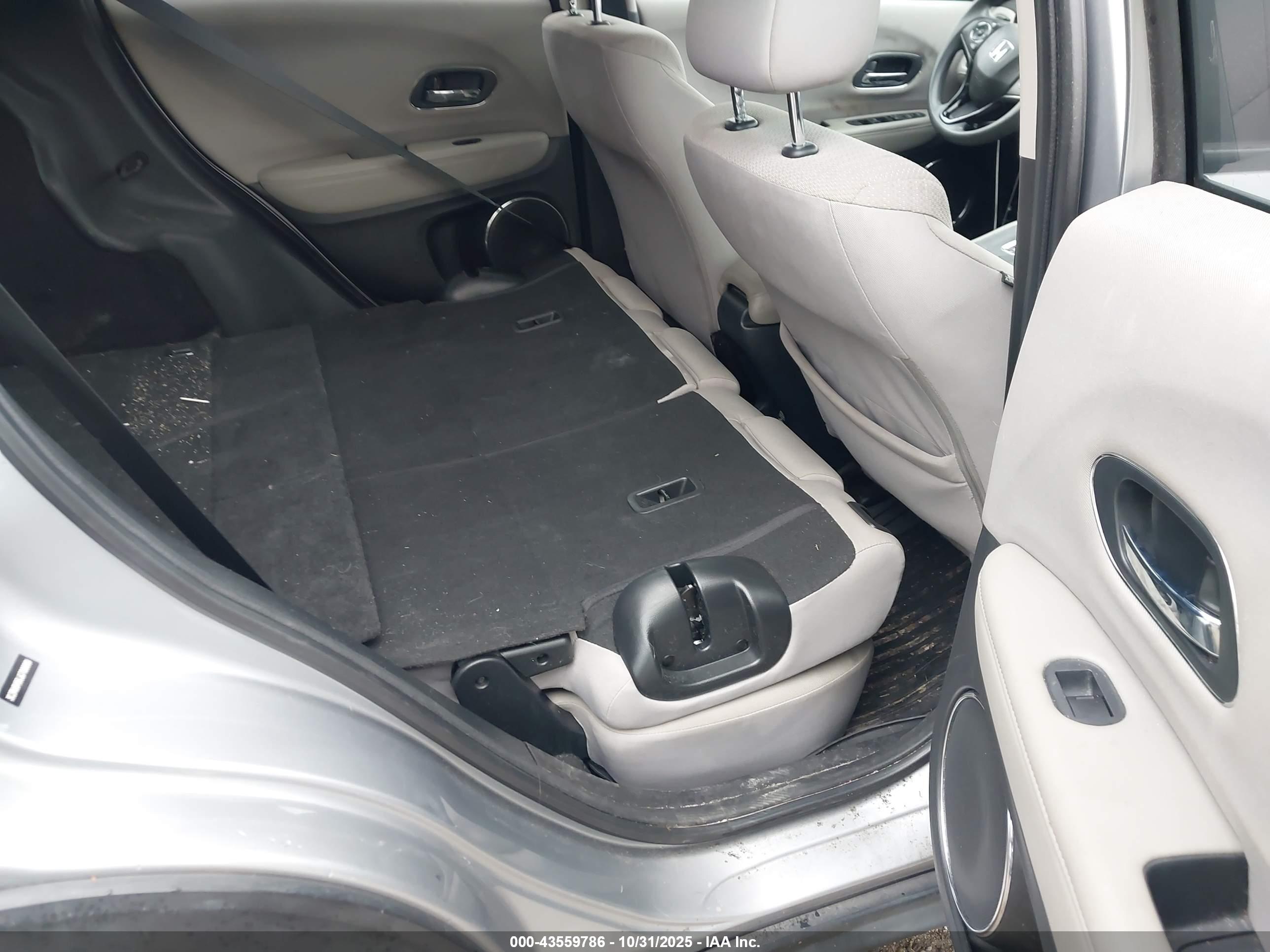 HONDA HR-V image 8