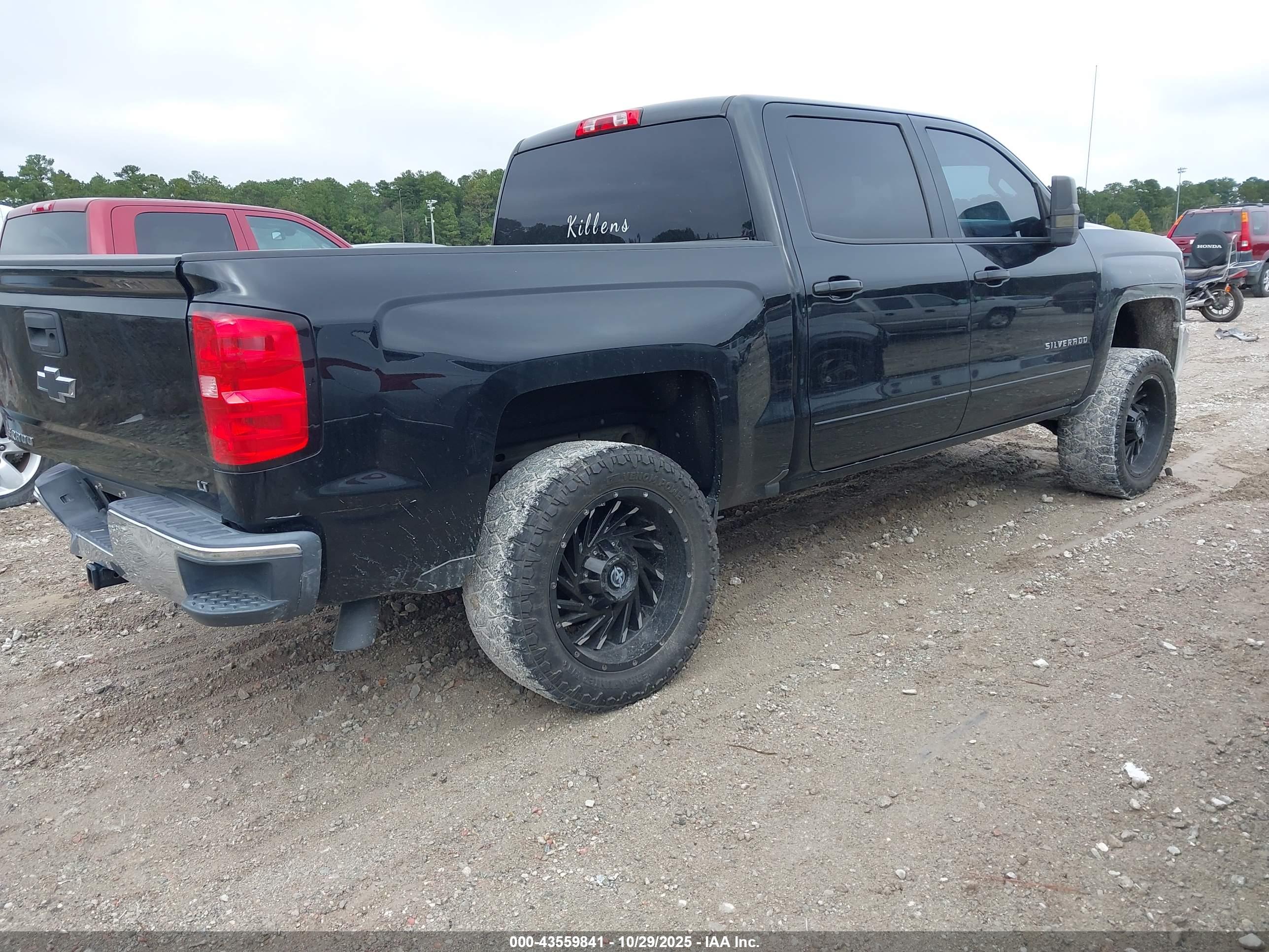 CHEVROLET SILVERADO image 4