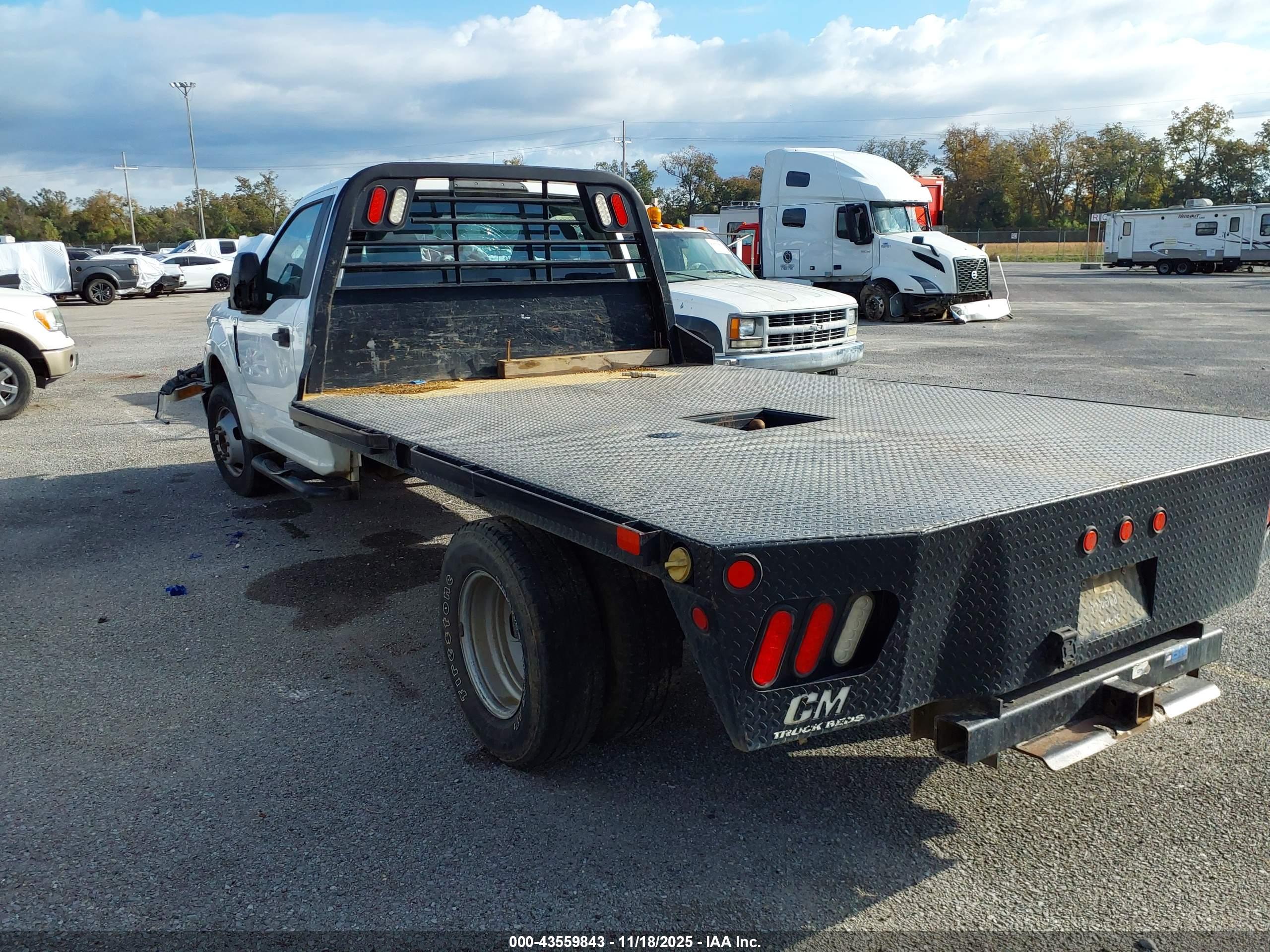 FORD F-350 image 3