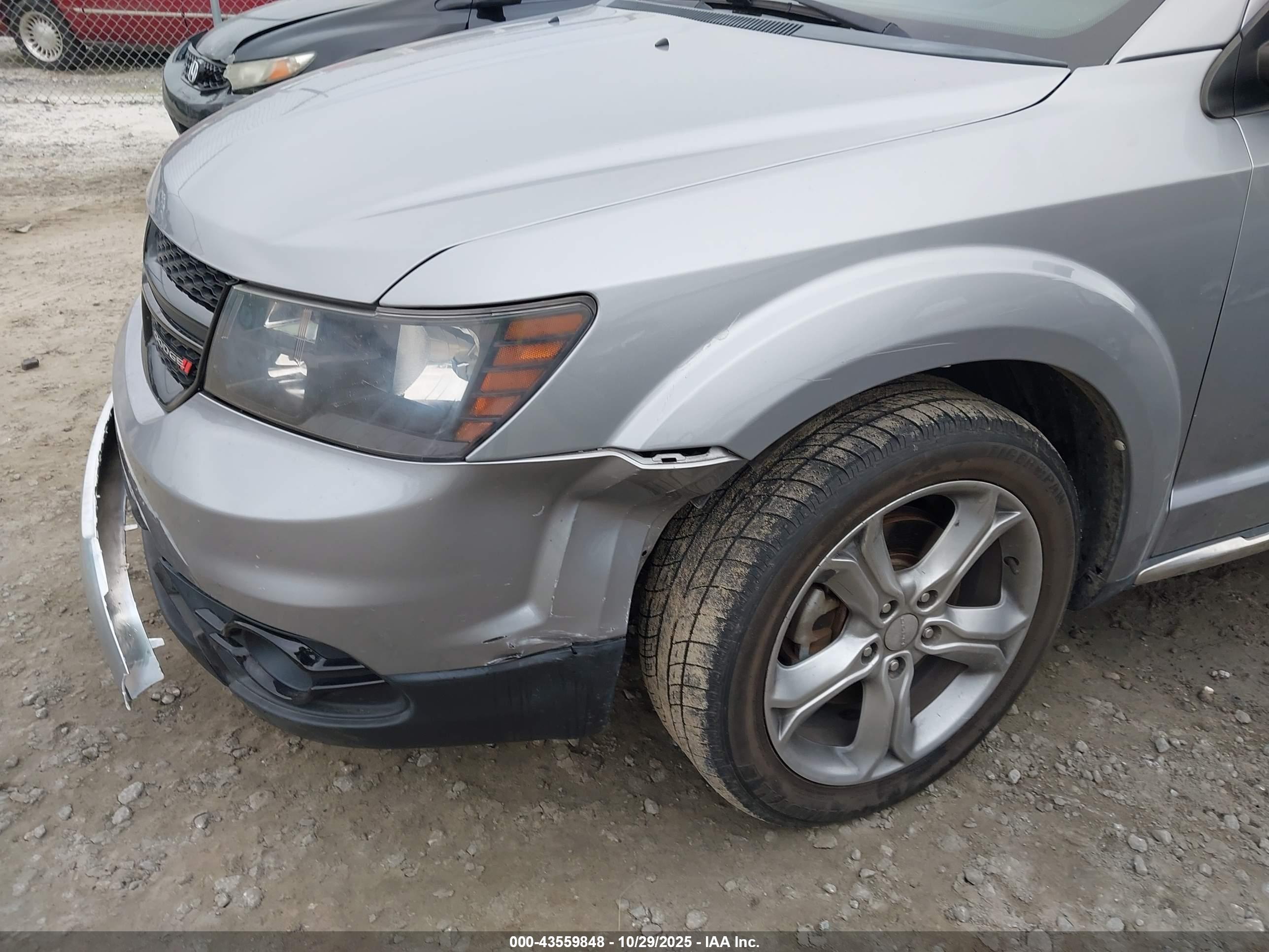DODGE JOURNEY image 6