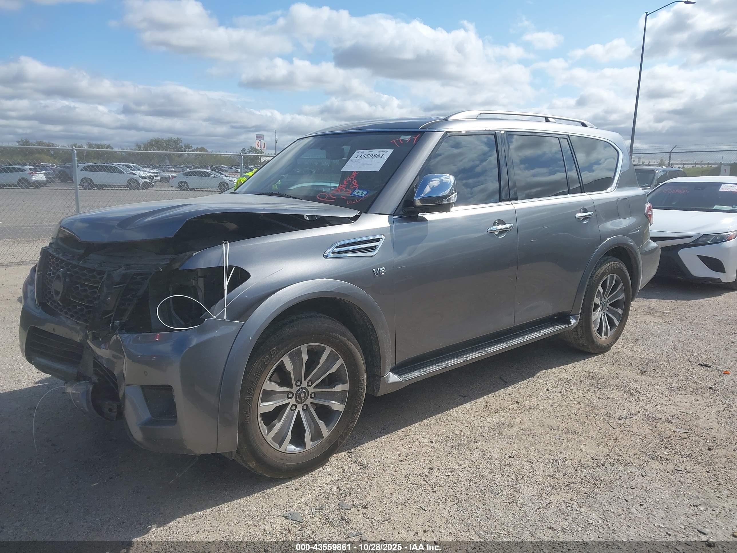 NISSAN ARMADA image 2