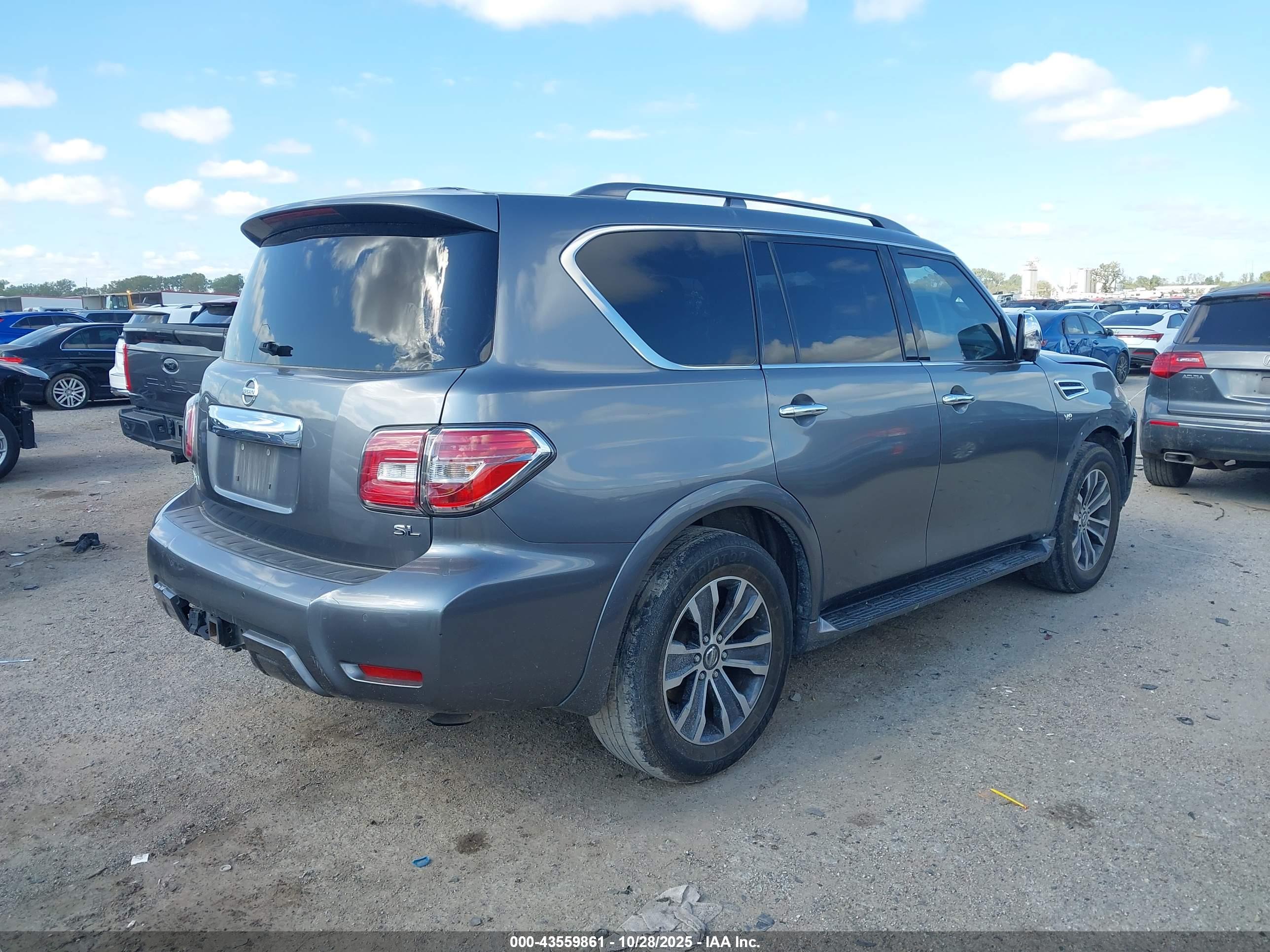 NISSAN ARMADA image 4