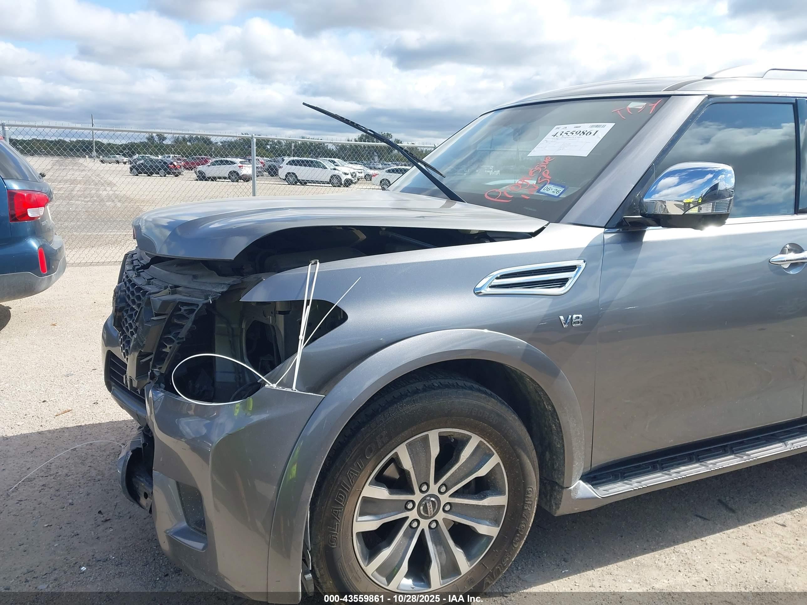 NISSAN ARMADA image 6