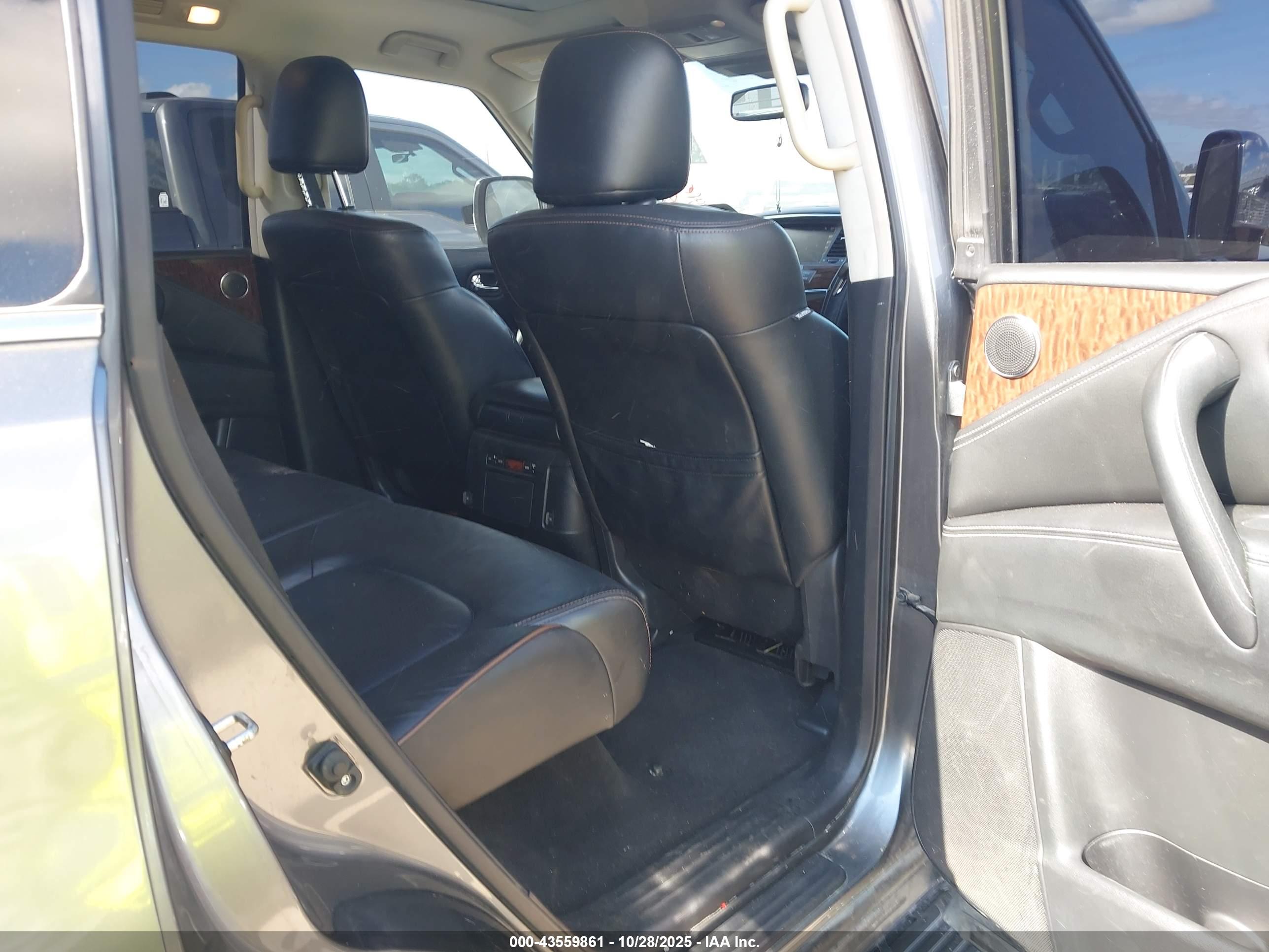 NISSAN ARMADA image 8
