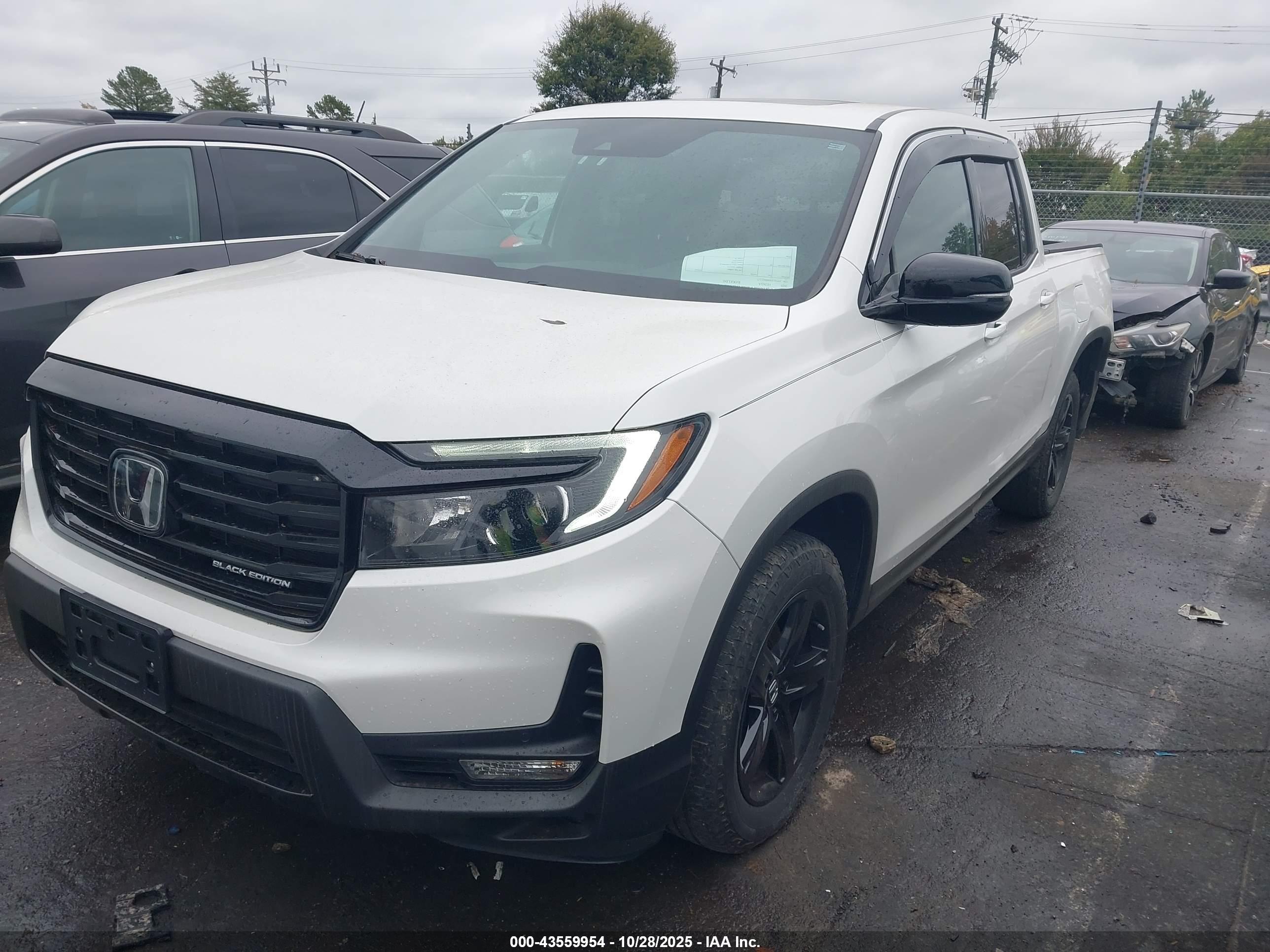 HONDA RIDGELINE image 2