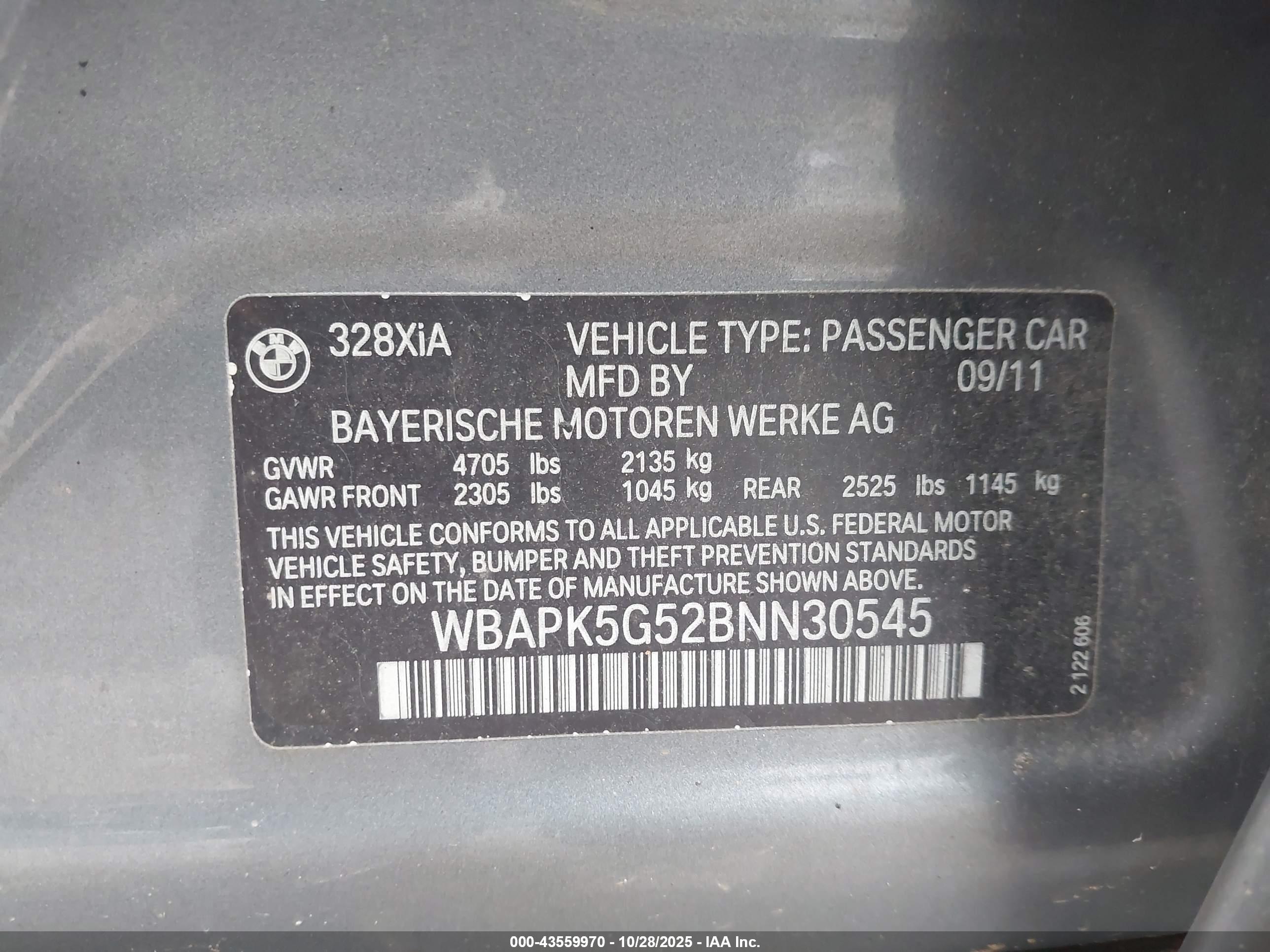 BMW 328I image 9