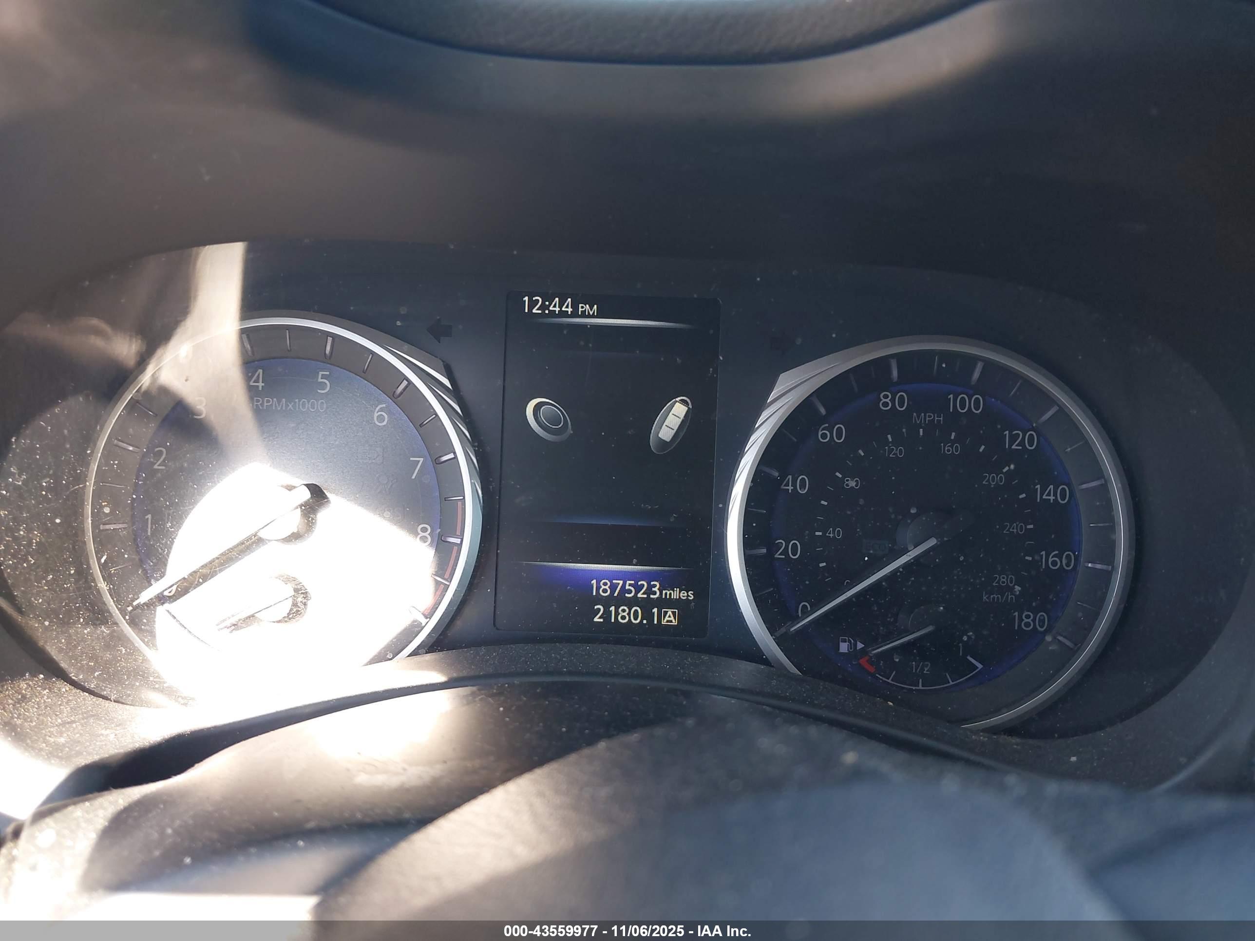 INFINITI Q50 image 7