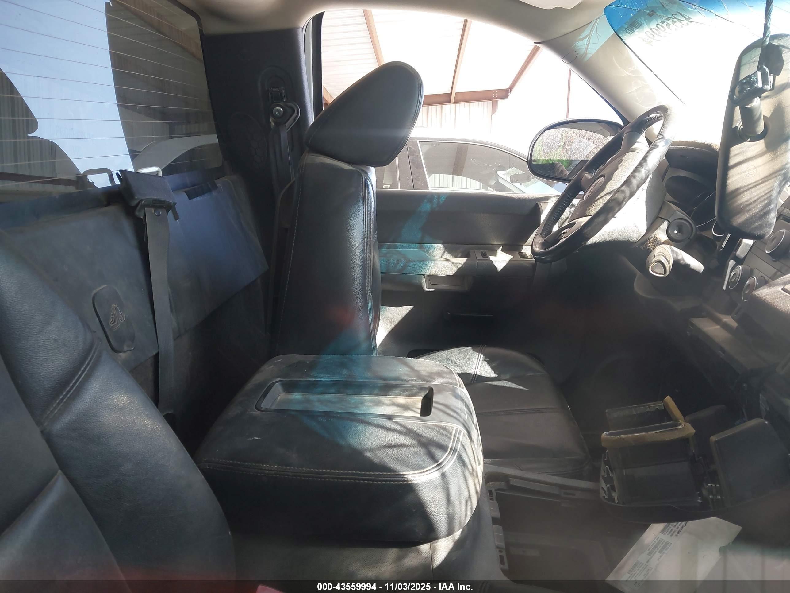 GMC SIERRA image 5