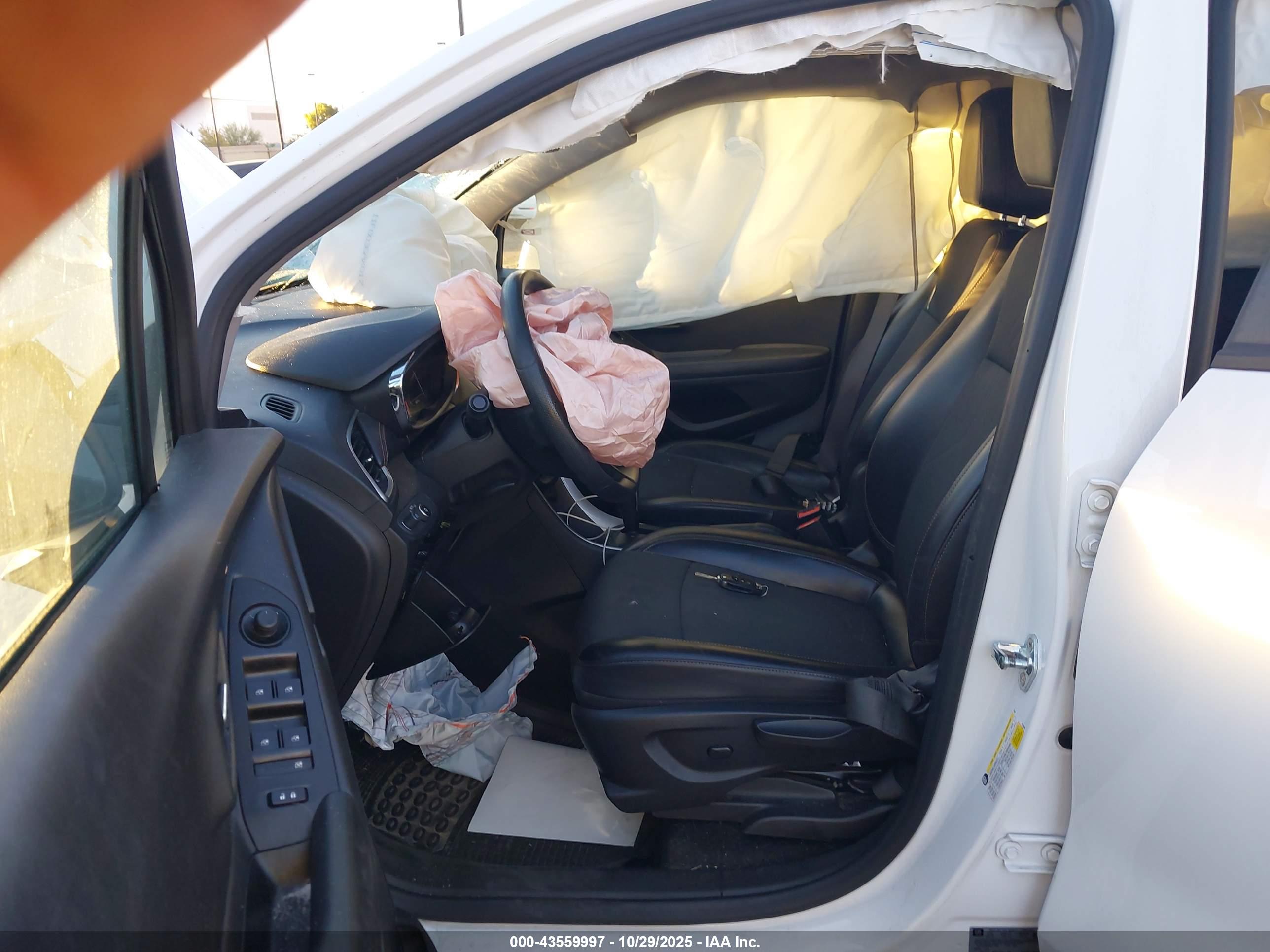 CHEVROLET TRAX image 5