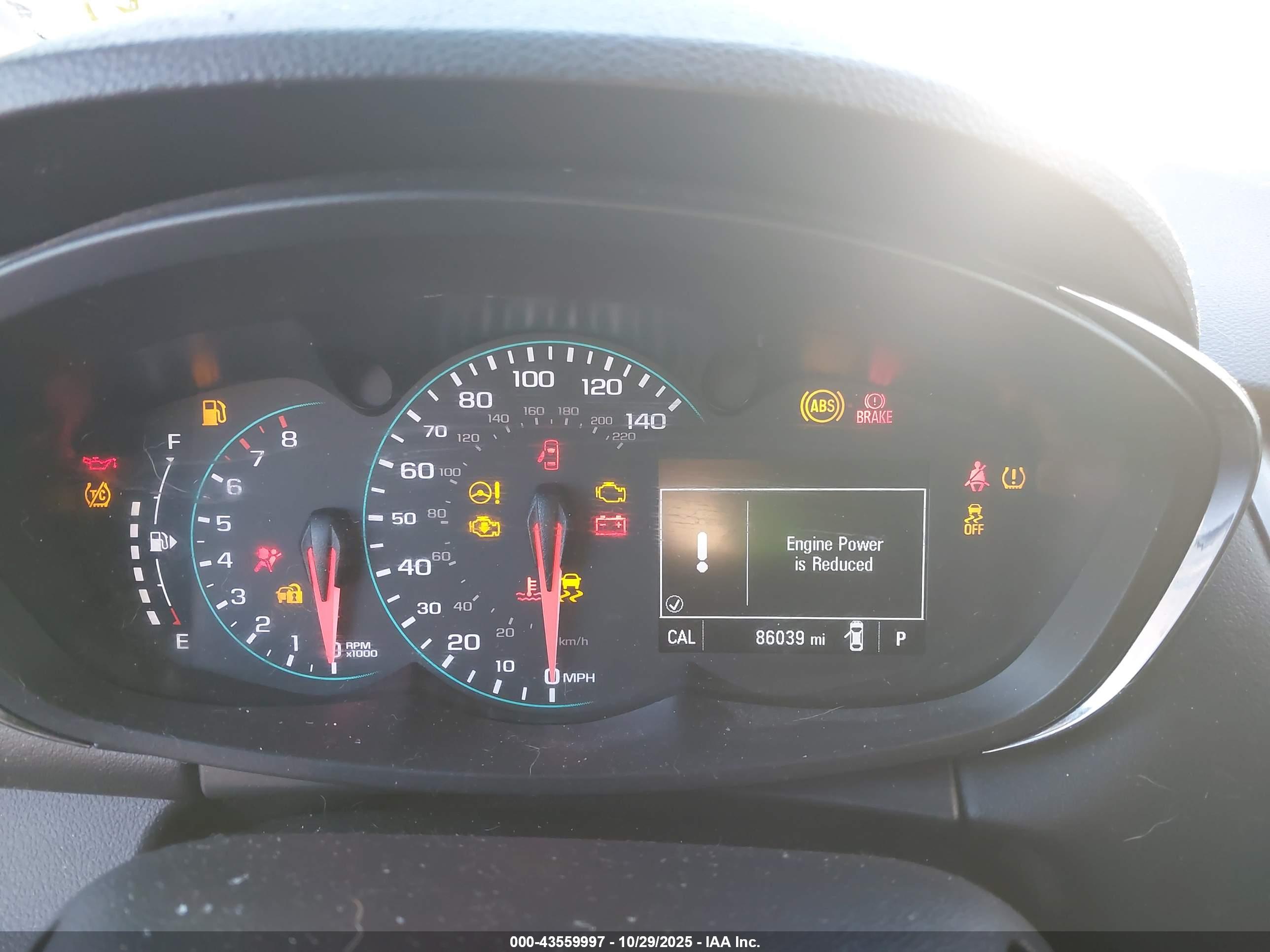 CHEVROLET TRAX image 7