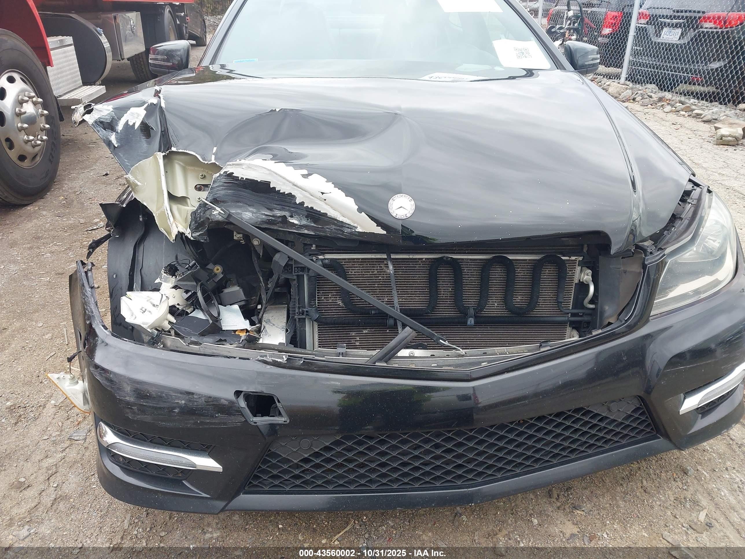 MERCEDES-BENZ C image 6