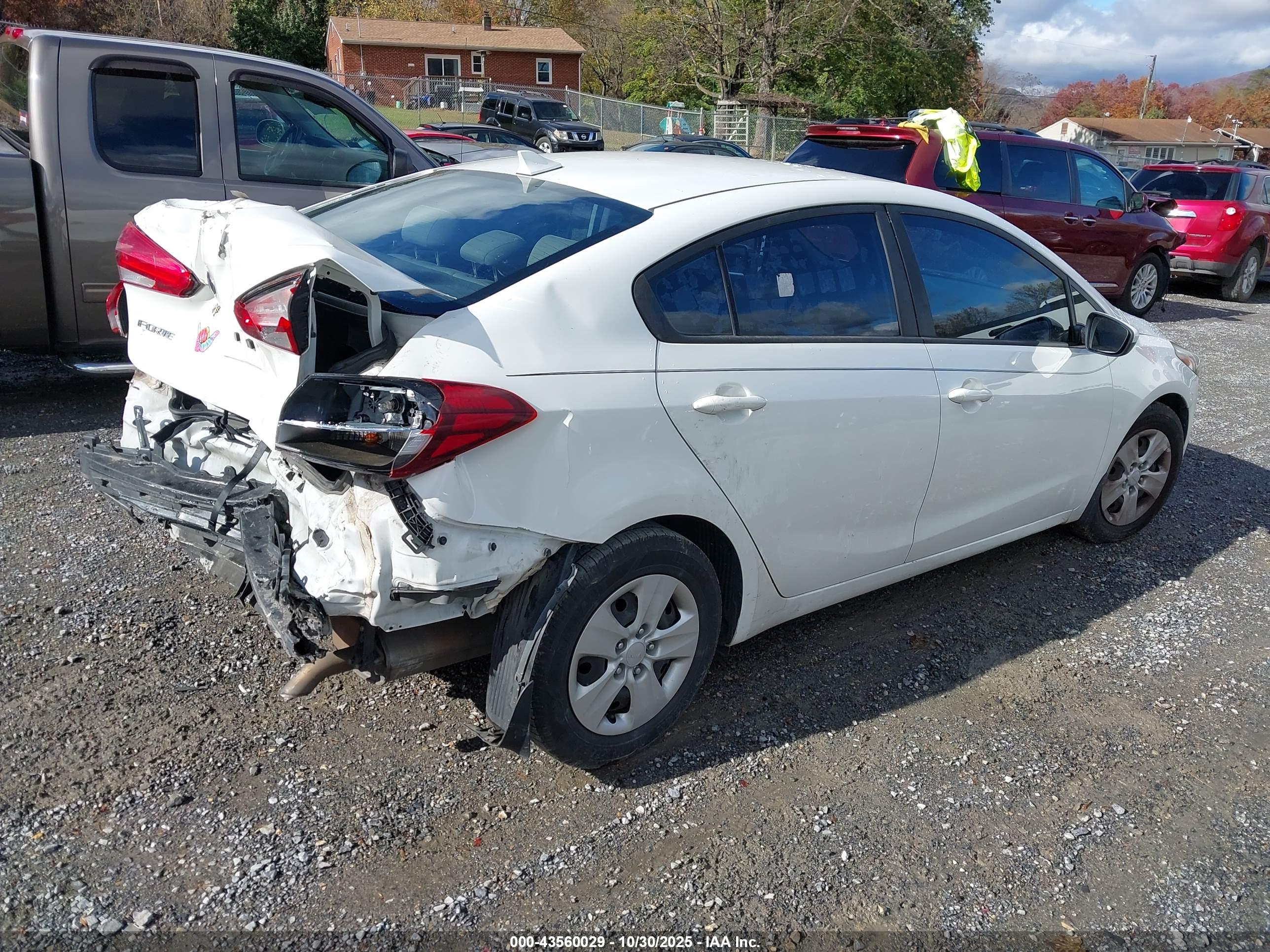 KIA FORTE image 4