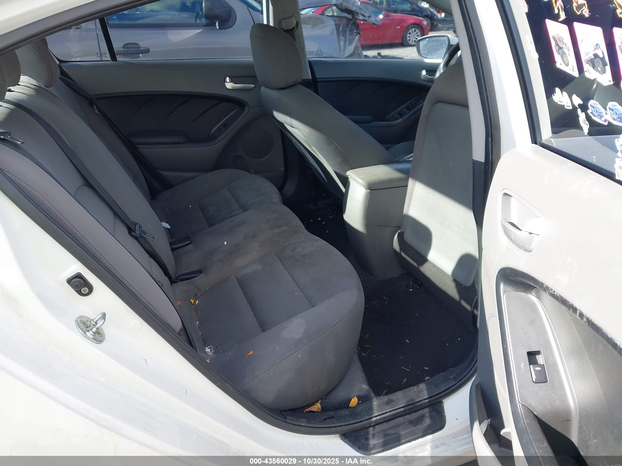 KIA FORTE image 8