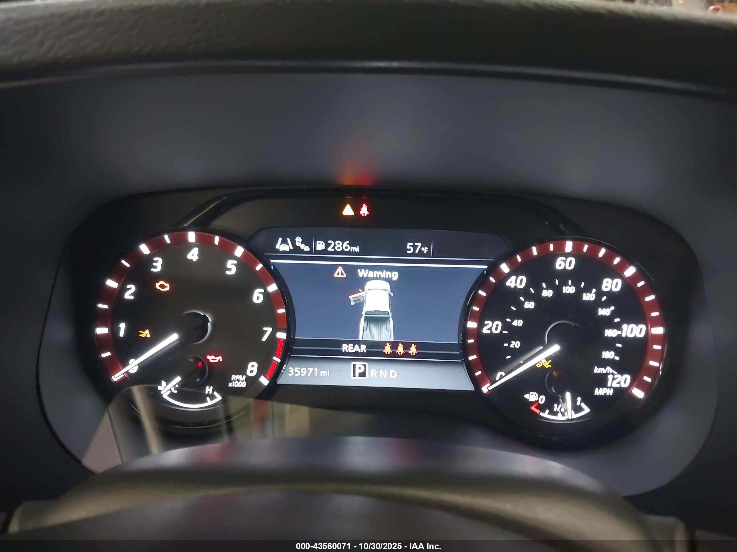 NISSAN FRONTIER image 7