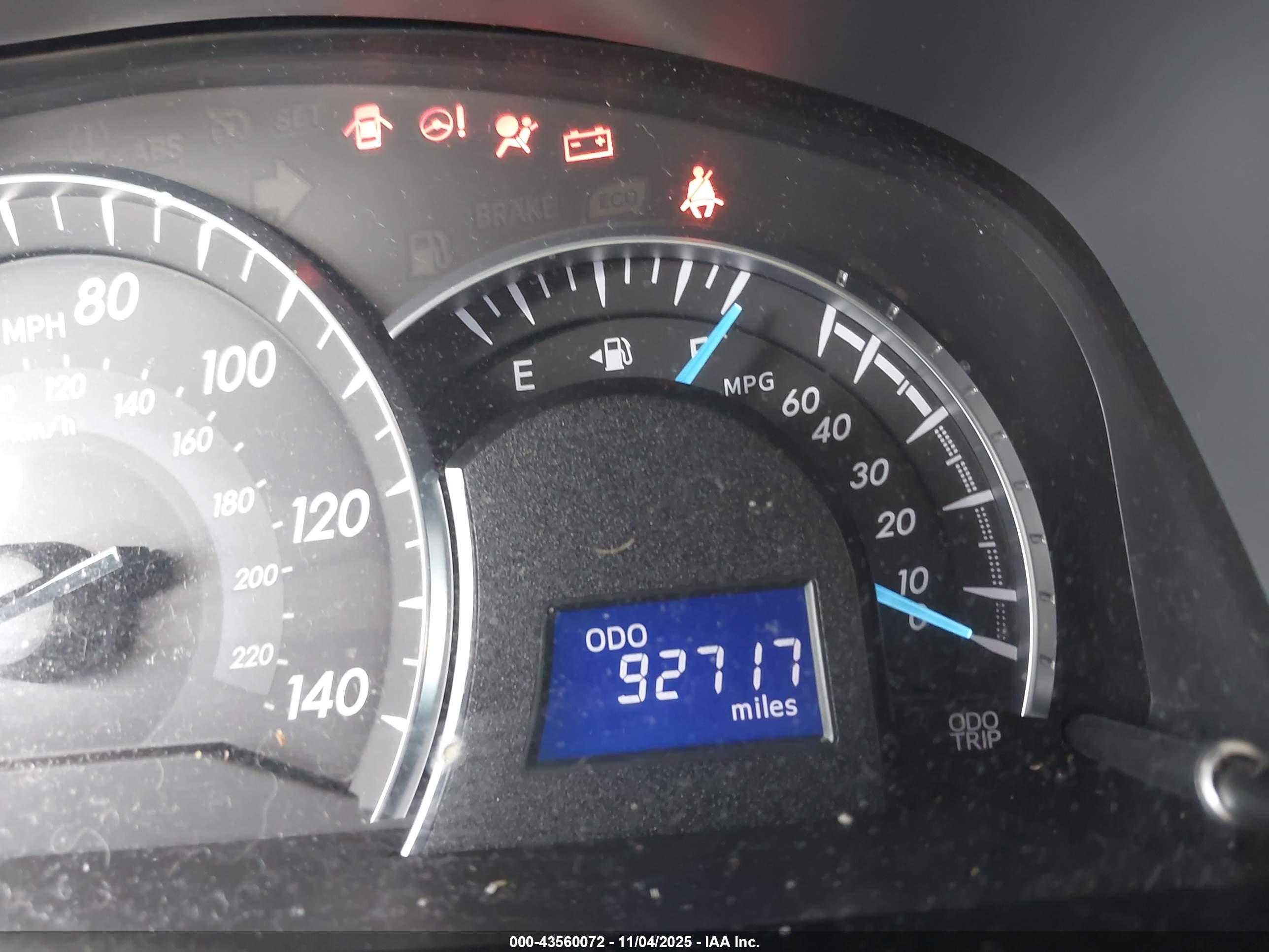 TOYOTA CAMRY image 7