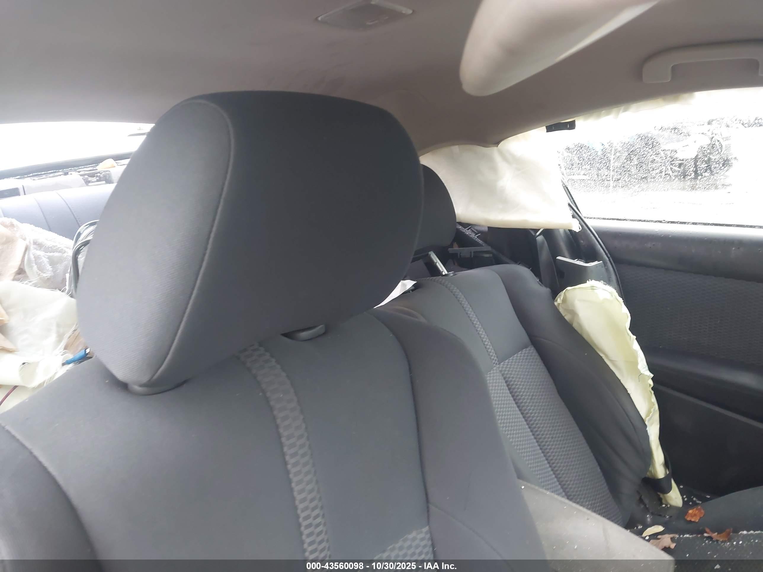 NISSAN ALTIMA image 8
