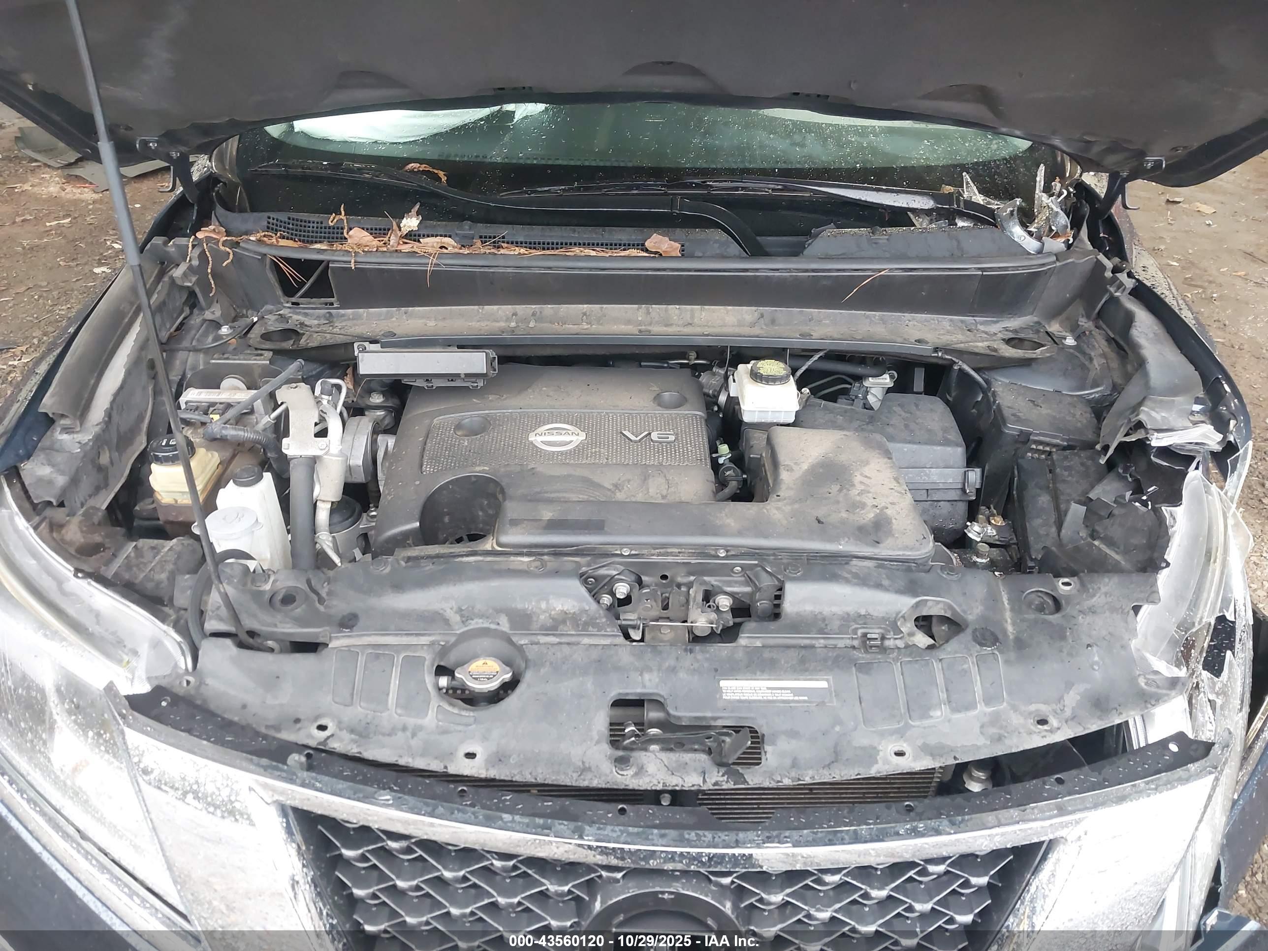 NISSAN PATHFINDER image 10