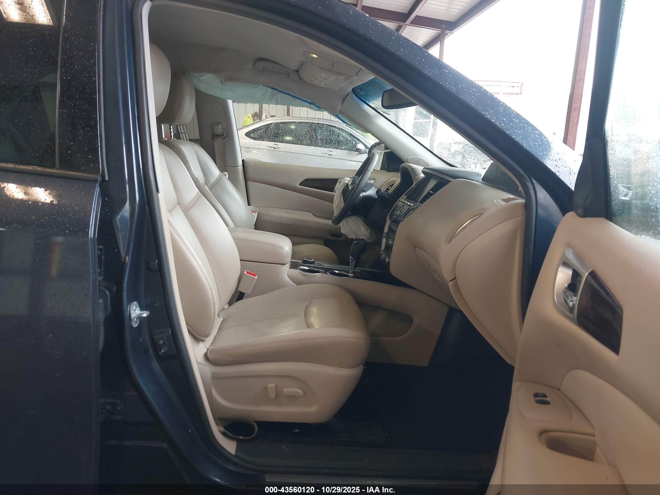 NISSAN PATHFINDER image 5