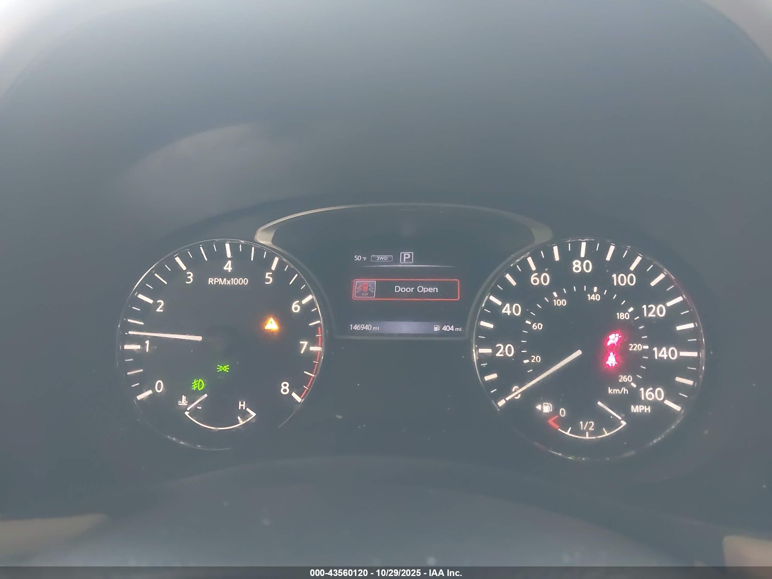 NISSAN PATHFINDER image 7