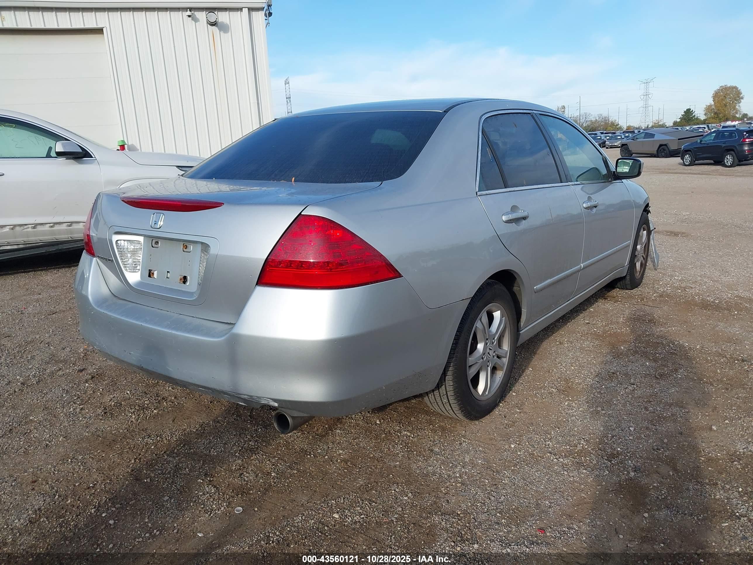 HONDA ACCORD image 4