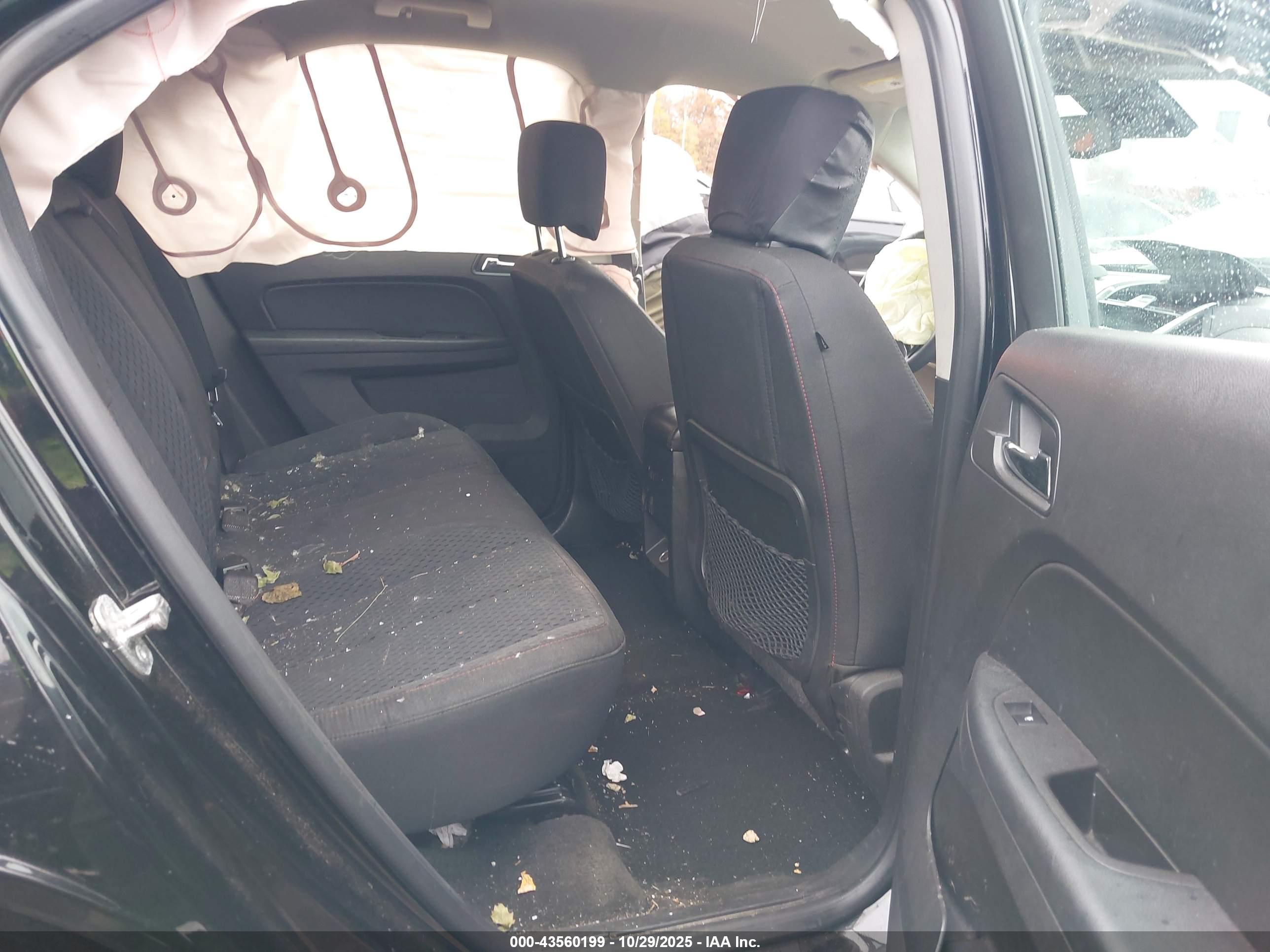 CHEVROLET EQUINOX image 8