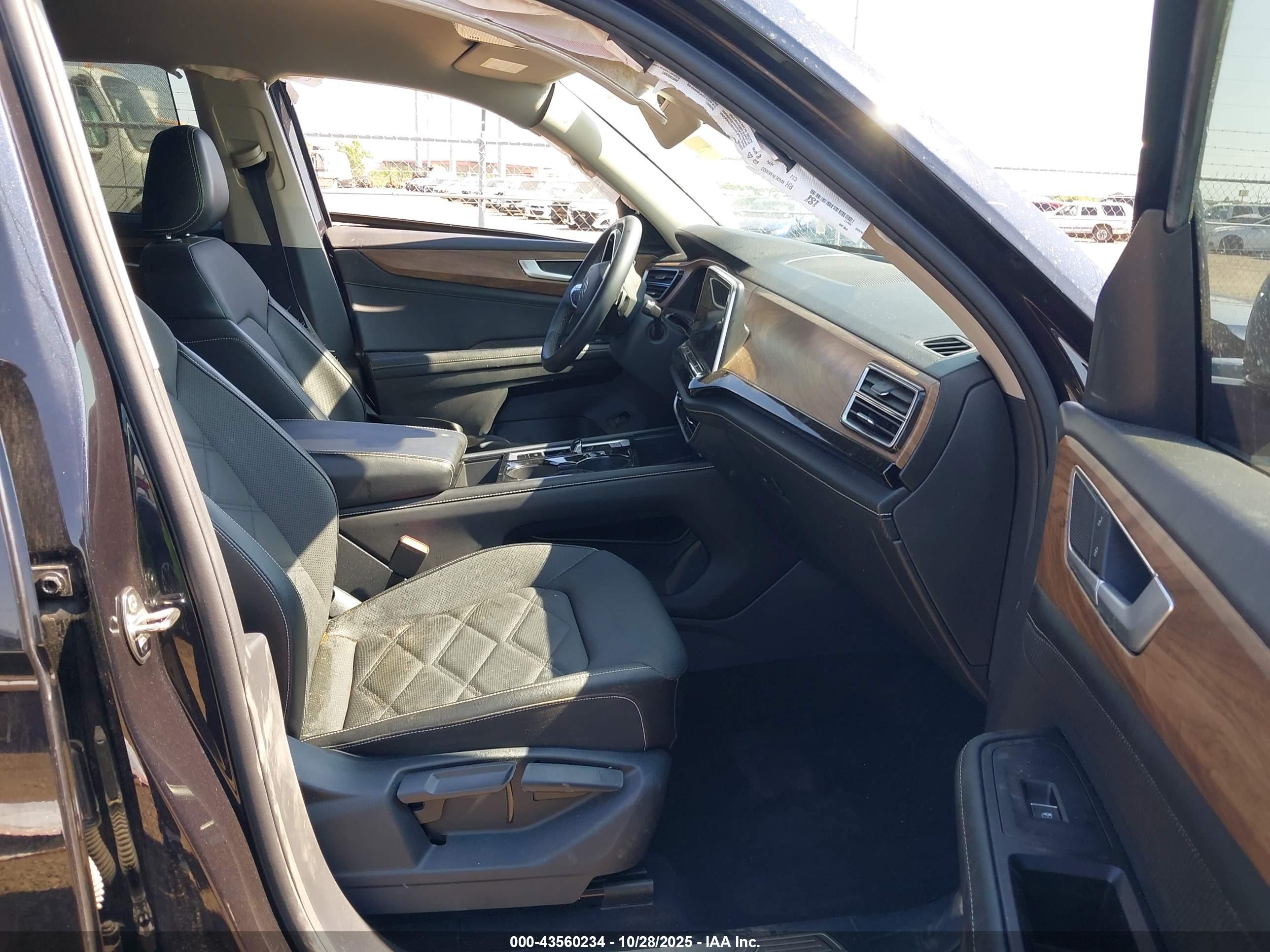 VOLKSWAGEN ATLAS image 5