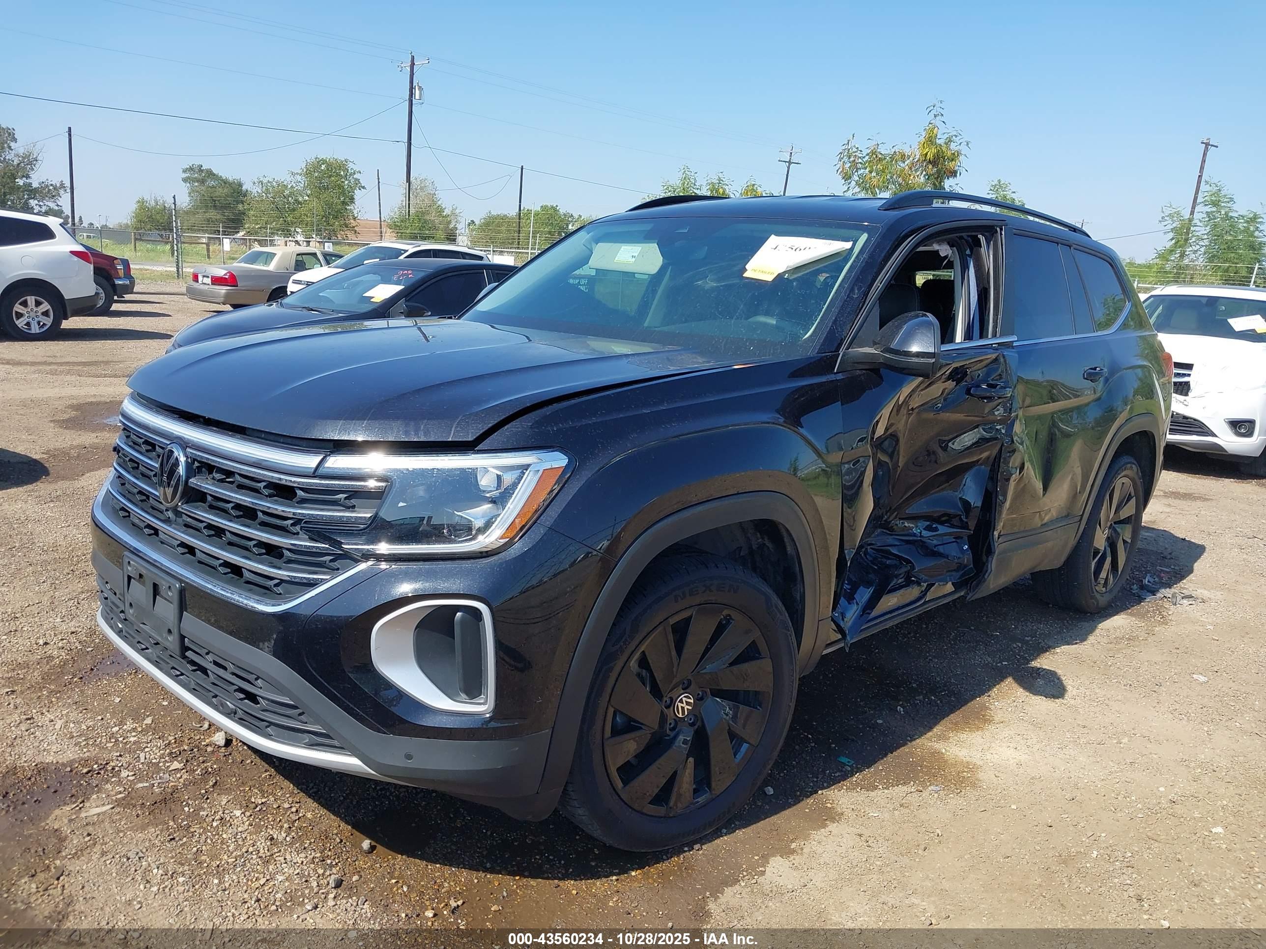 VOLKSWAGEN ATLAS image 6