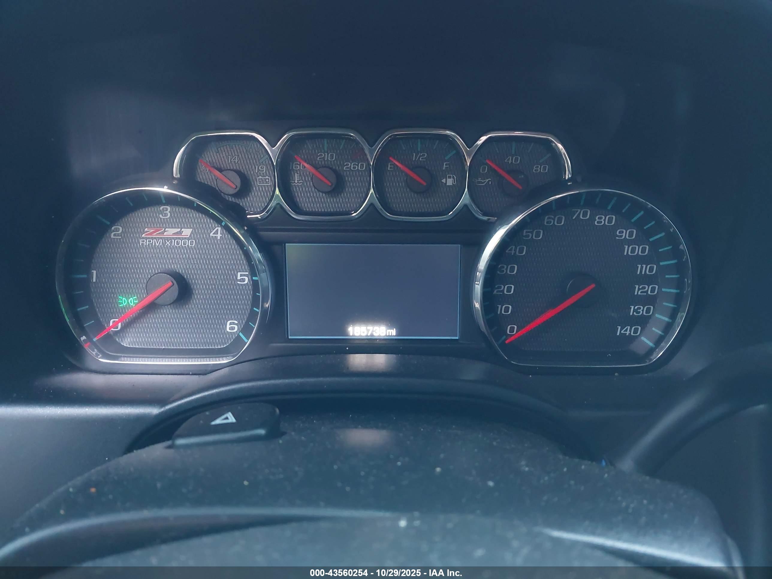 CHEVROLET SILVERADO image 7