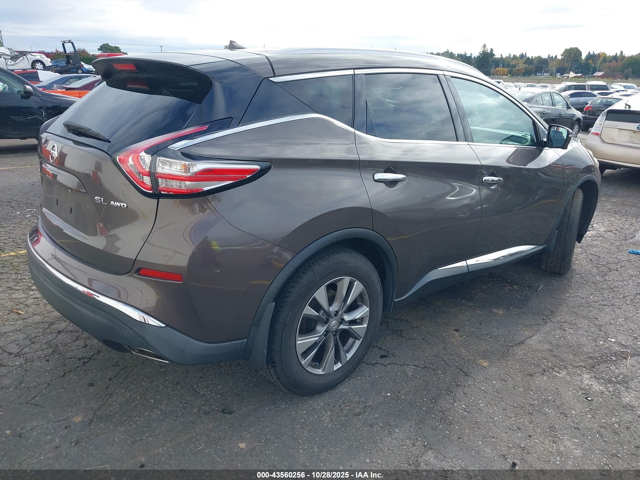 NISSAN MURANO image 4