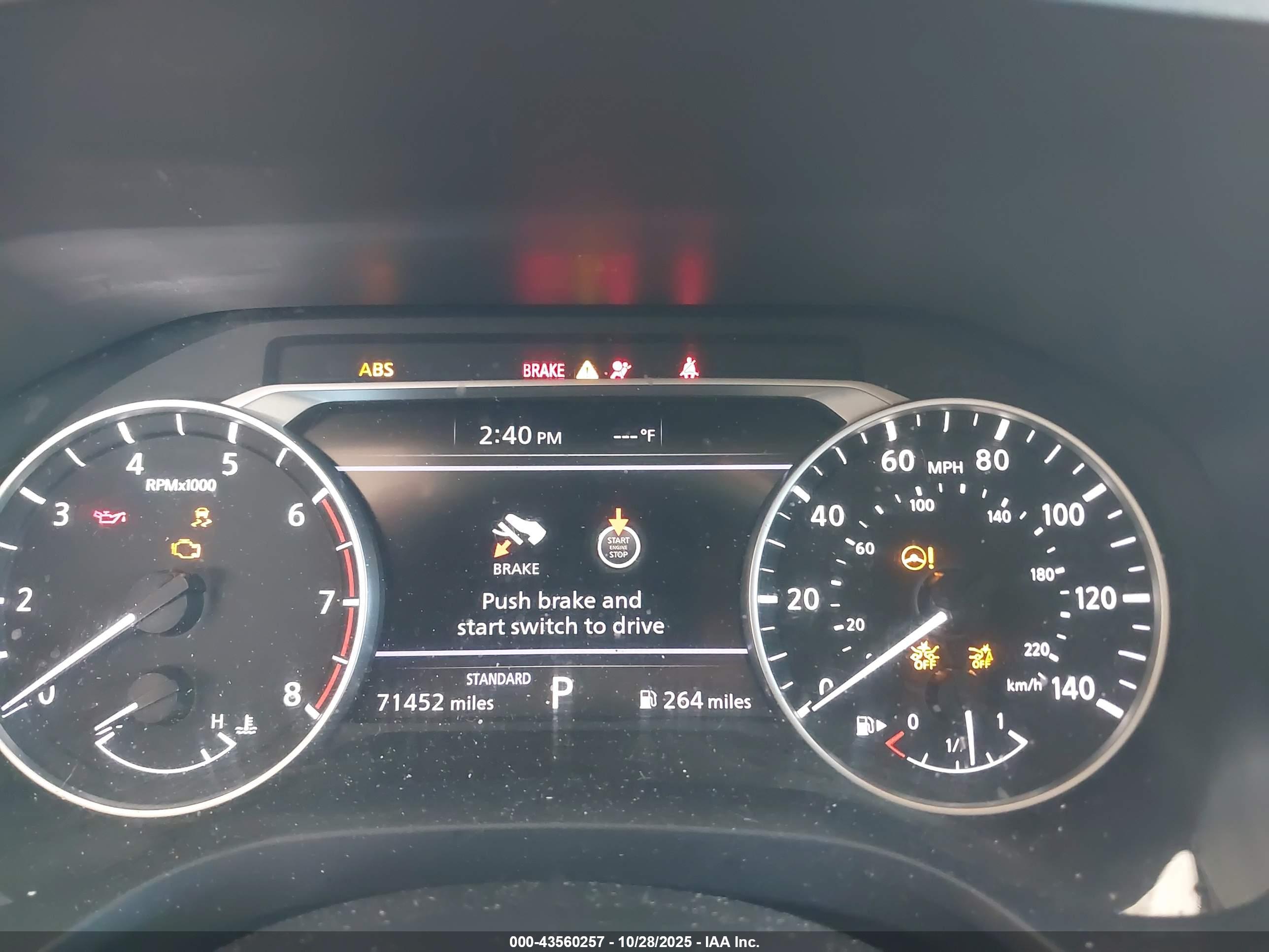 NISSAN ROGUE image 7