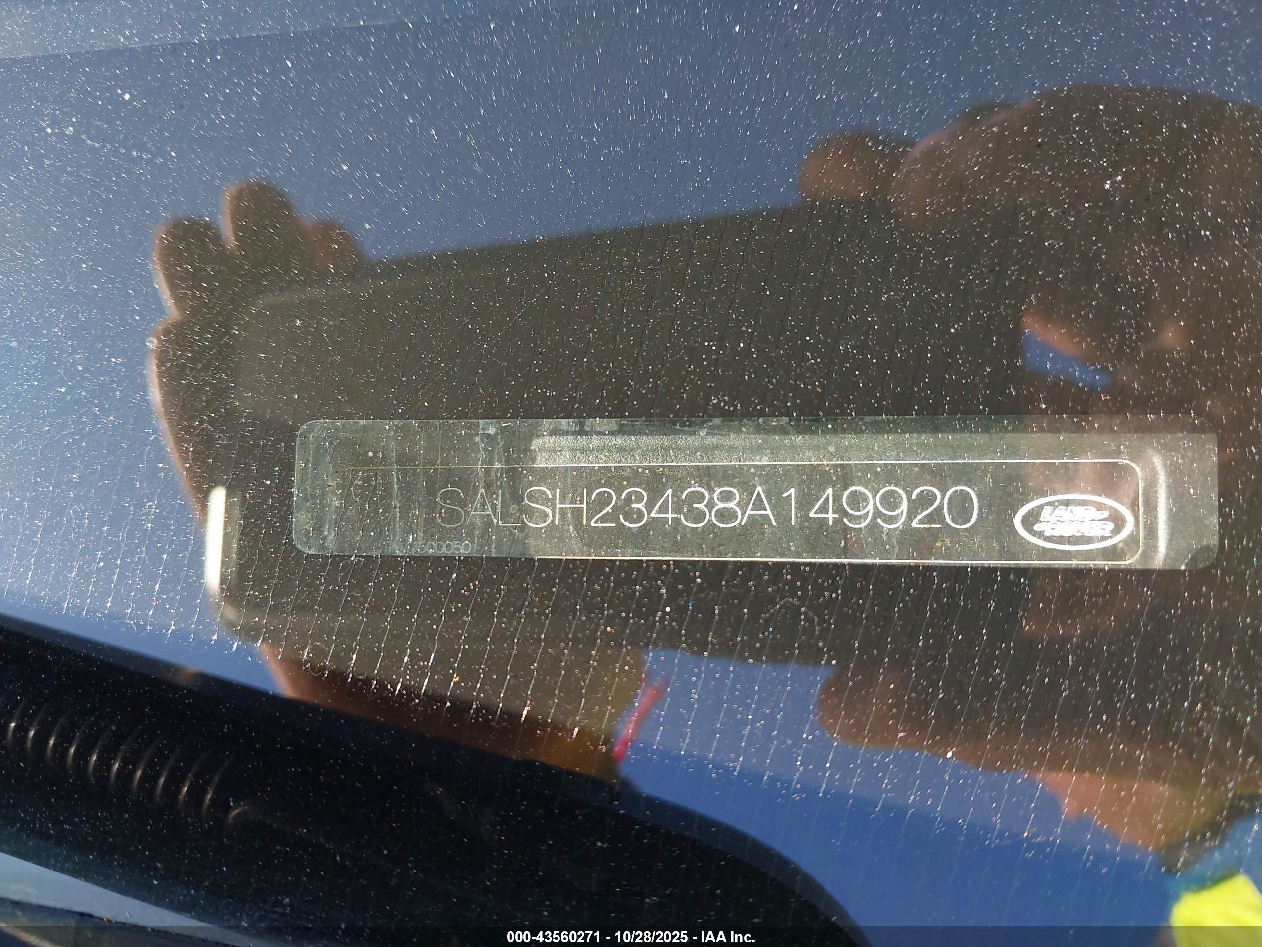 LAND ROVER image 9