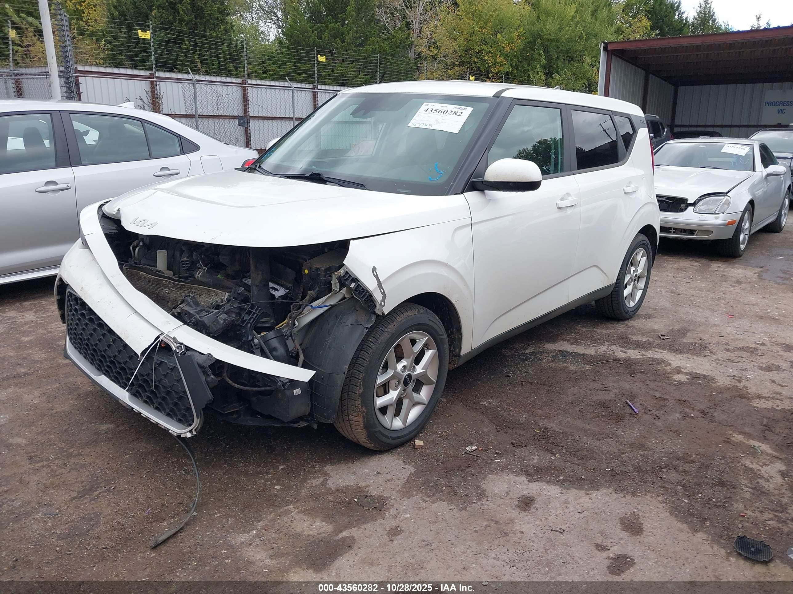 KIA SOUL image 2