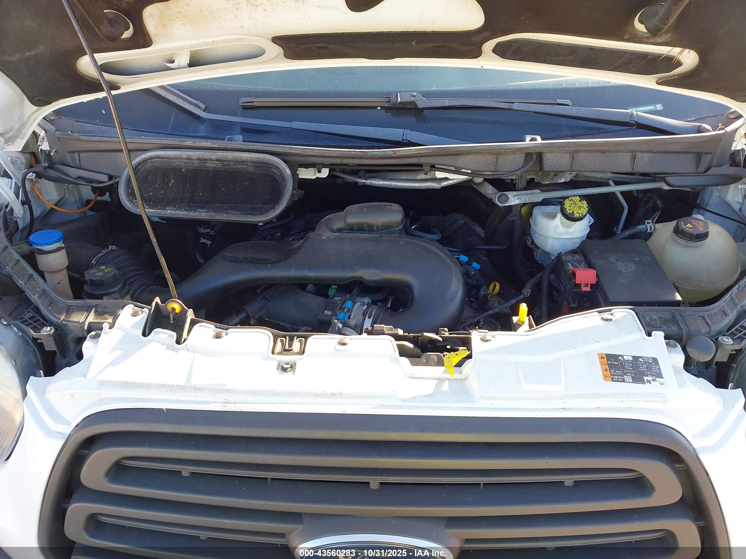 FORD TRANSIT-150 image 10