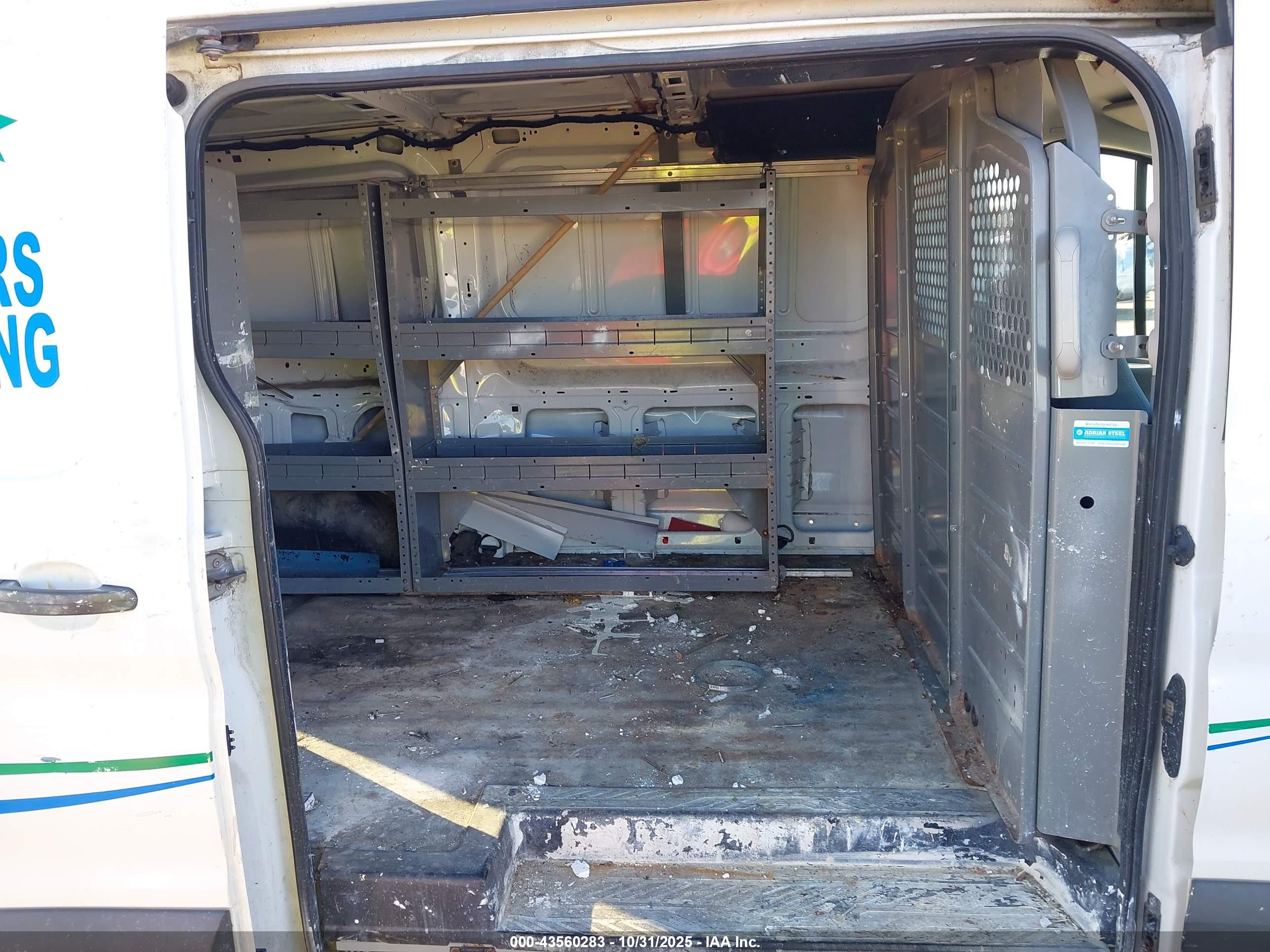FORD TRANSIT-150 image 8