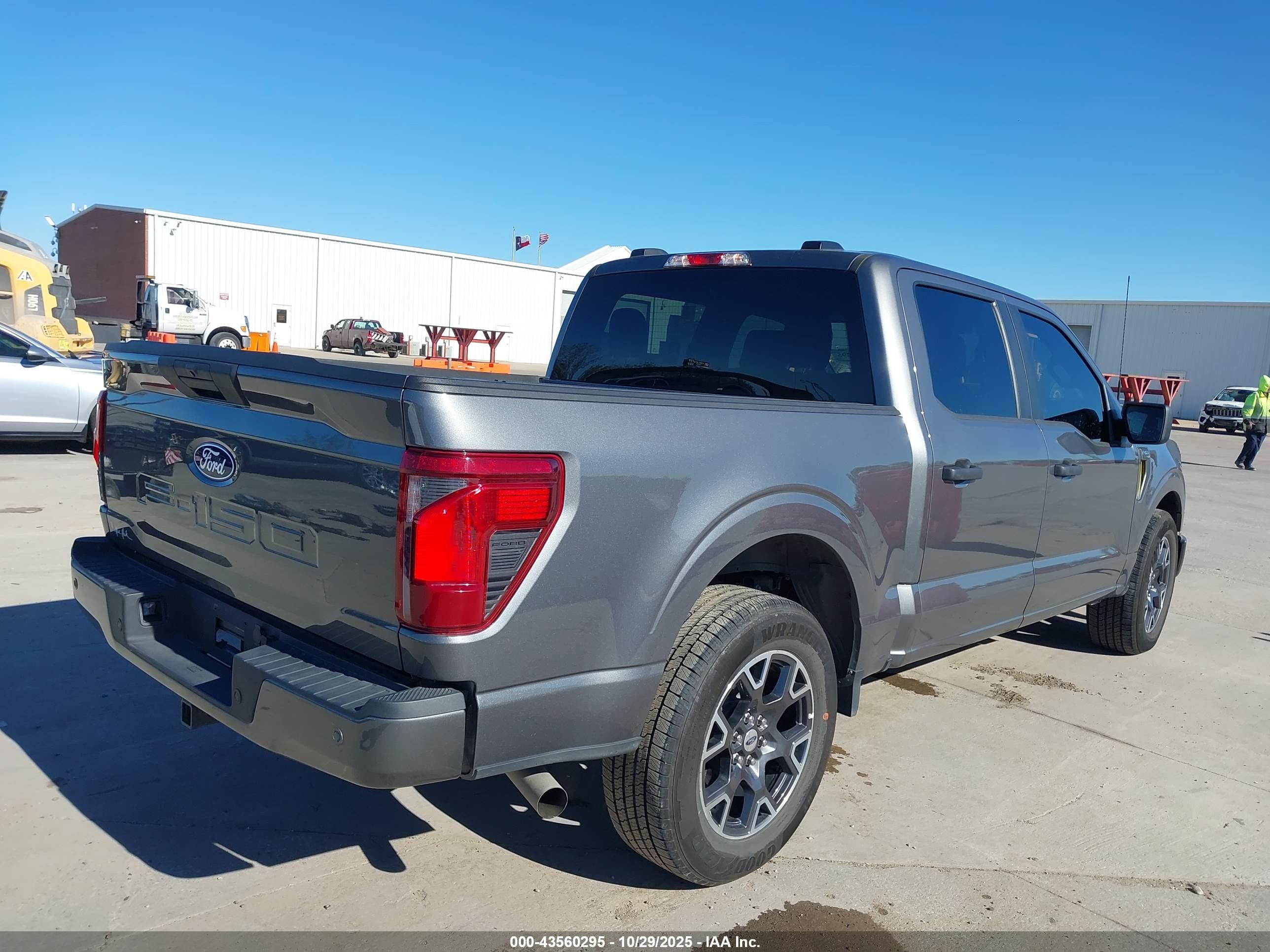 FORD F-150 image 4