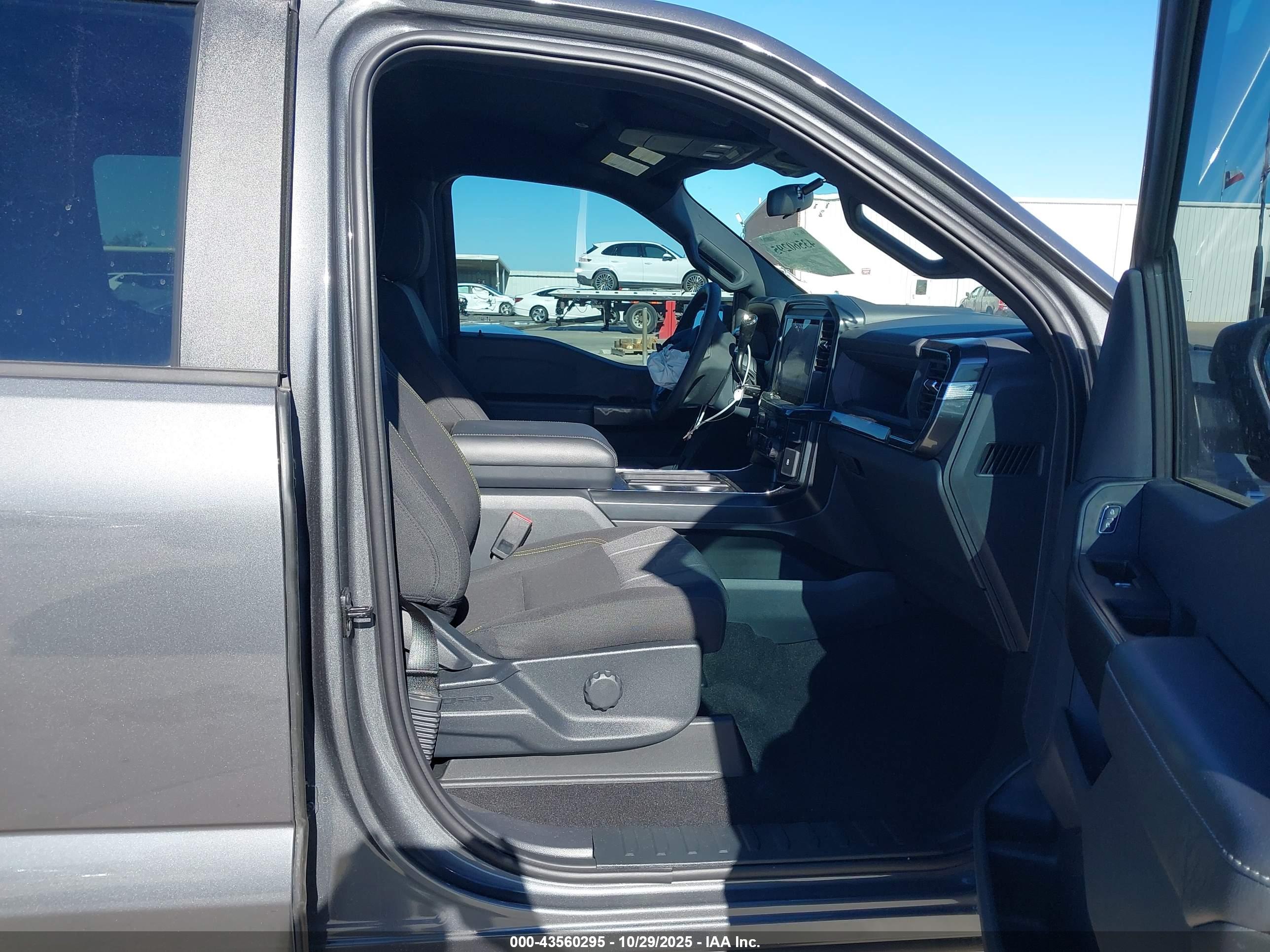FORD F-150 image 5